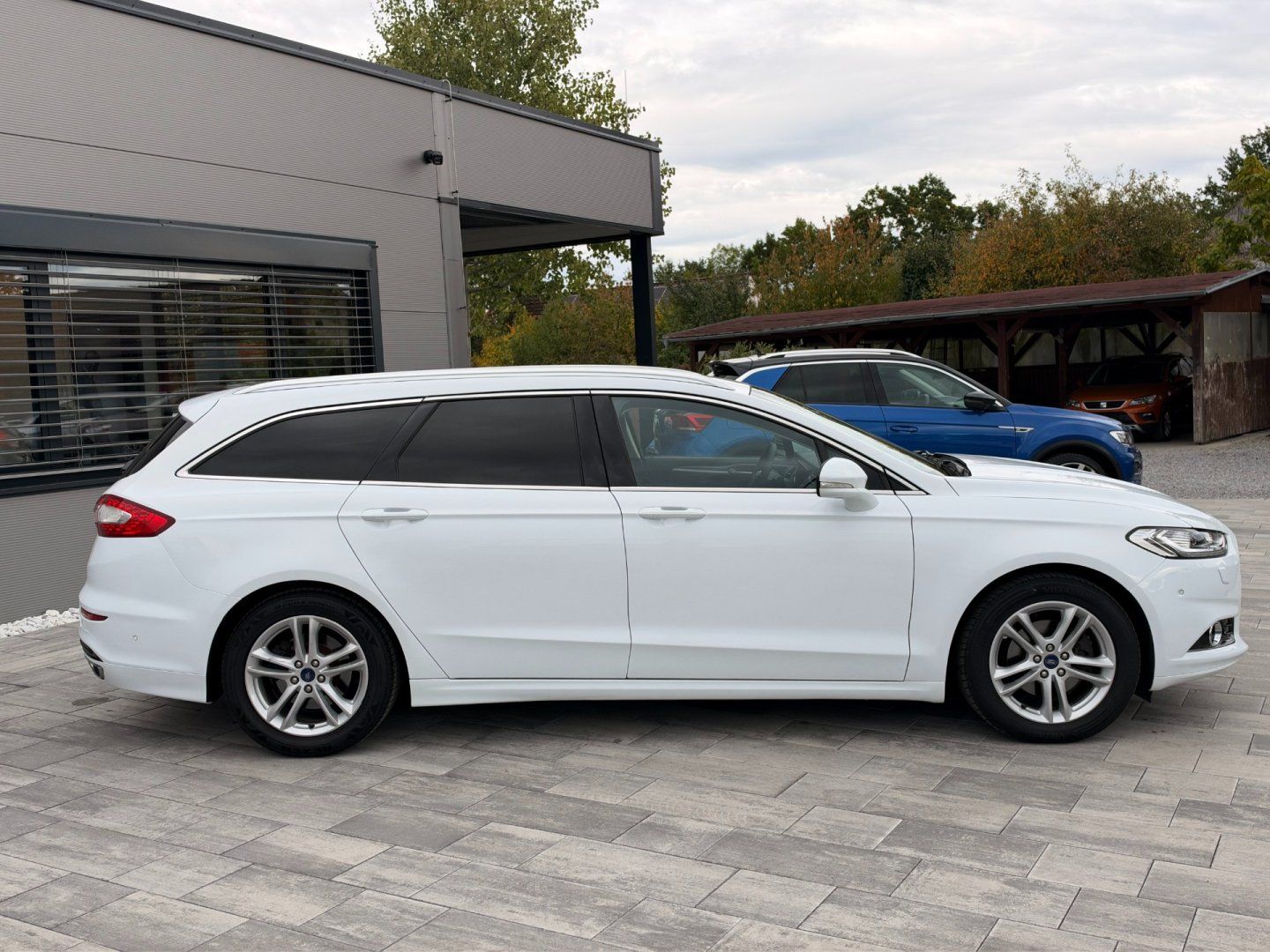 Ford Mondeo, Titanium 2.0TDCi 132kW Automat - fotka 4