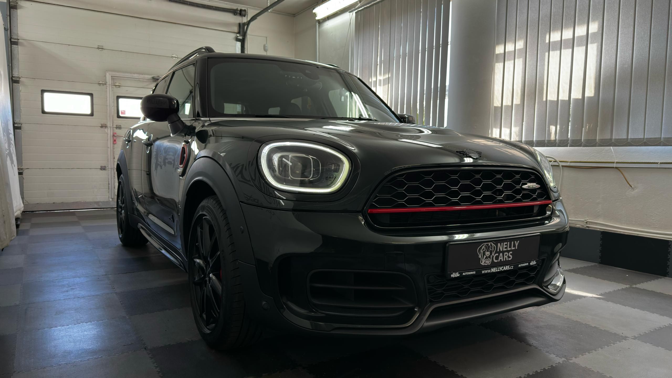 Mini Countryman, JCW ALL4 / ZÁRUKA
