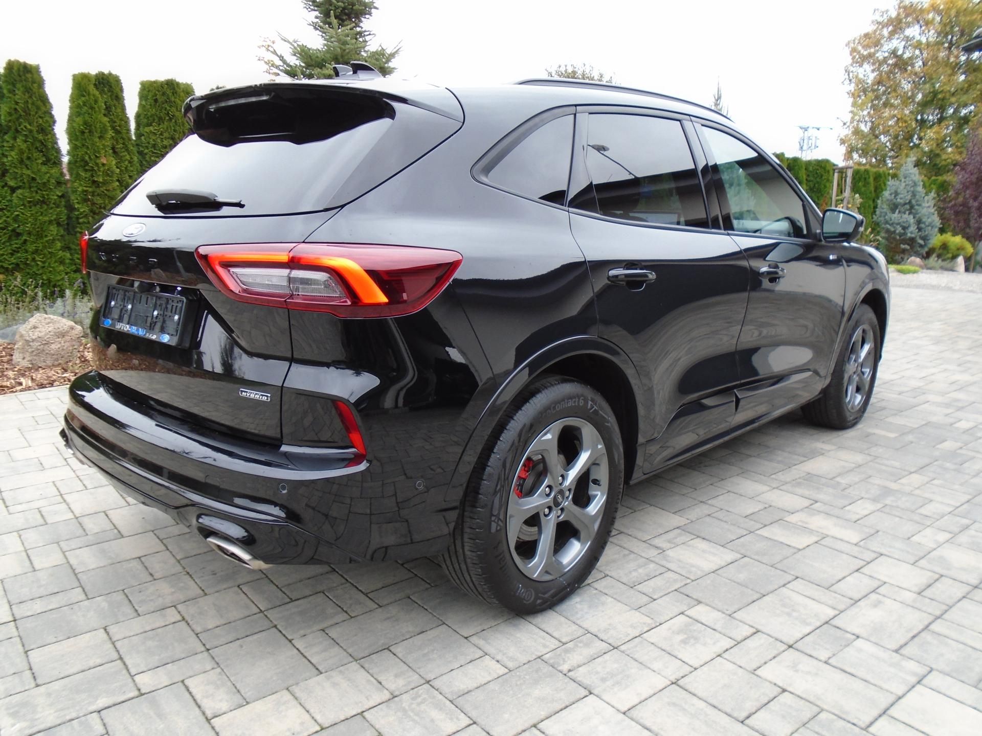 Ford Kuga, 2.5 Plug-in-Hybrid ST-Line X - fotka 4