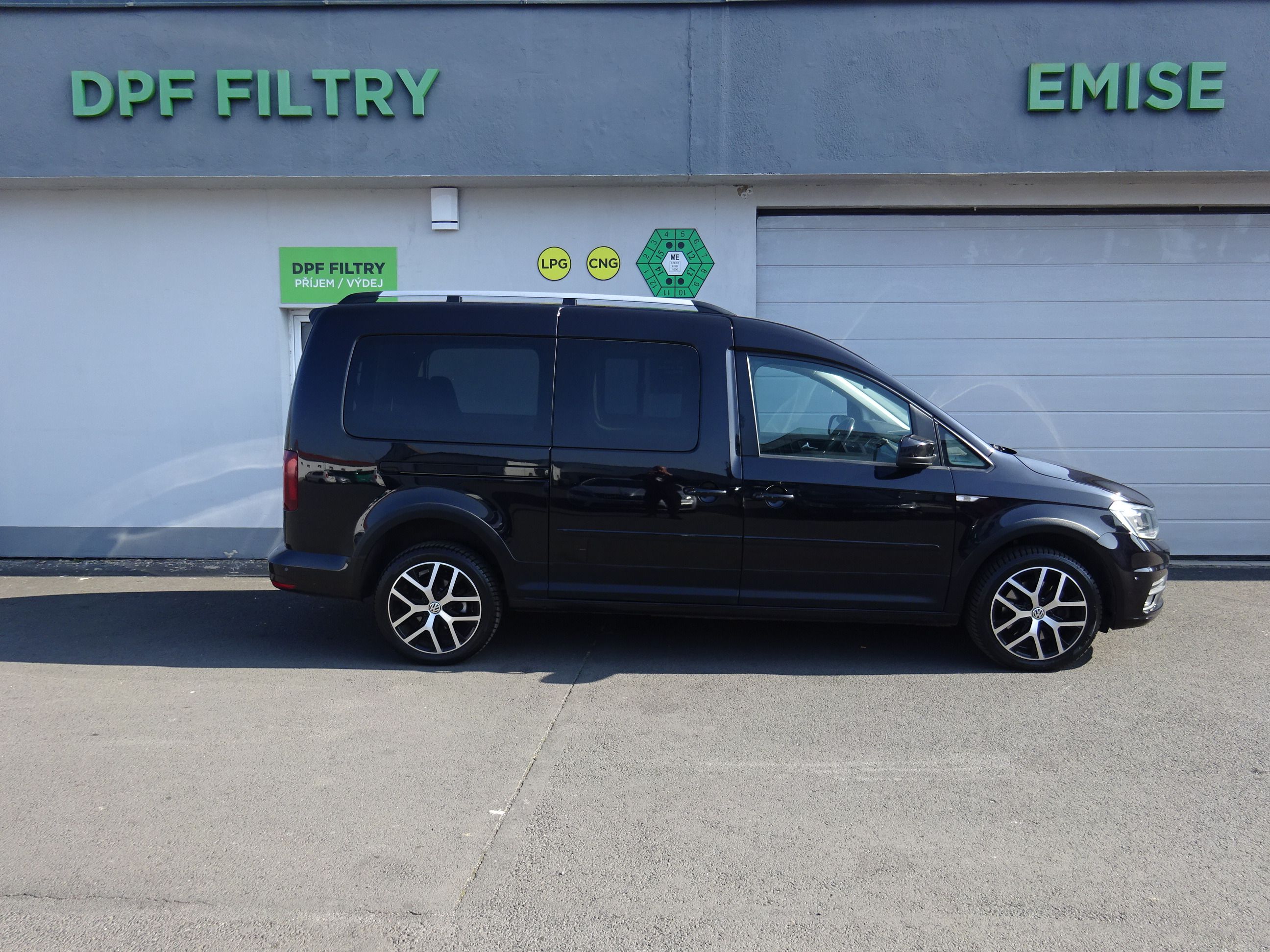 Volkswagen Caddy, 2.0 TDi 4x4 DSG - fotka 2