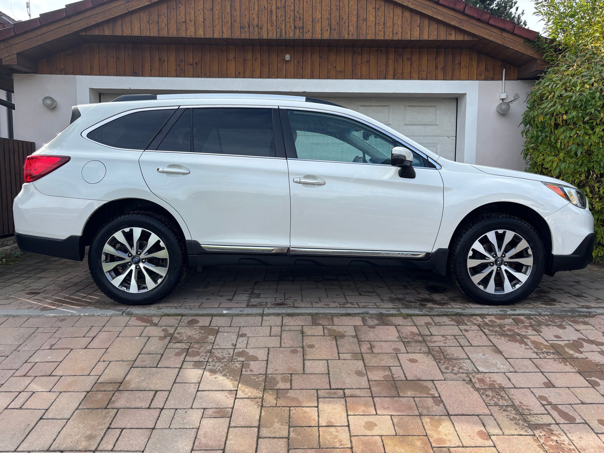 Subaru Outback, Outback 2.5i AWD, nízké km - fotka 4