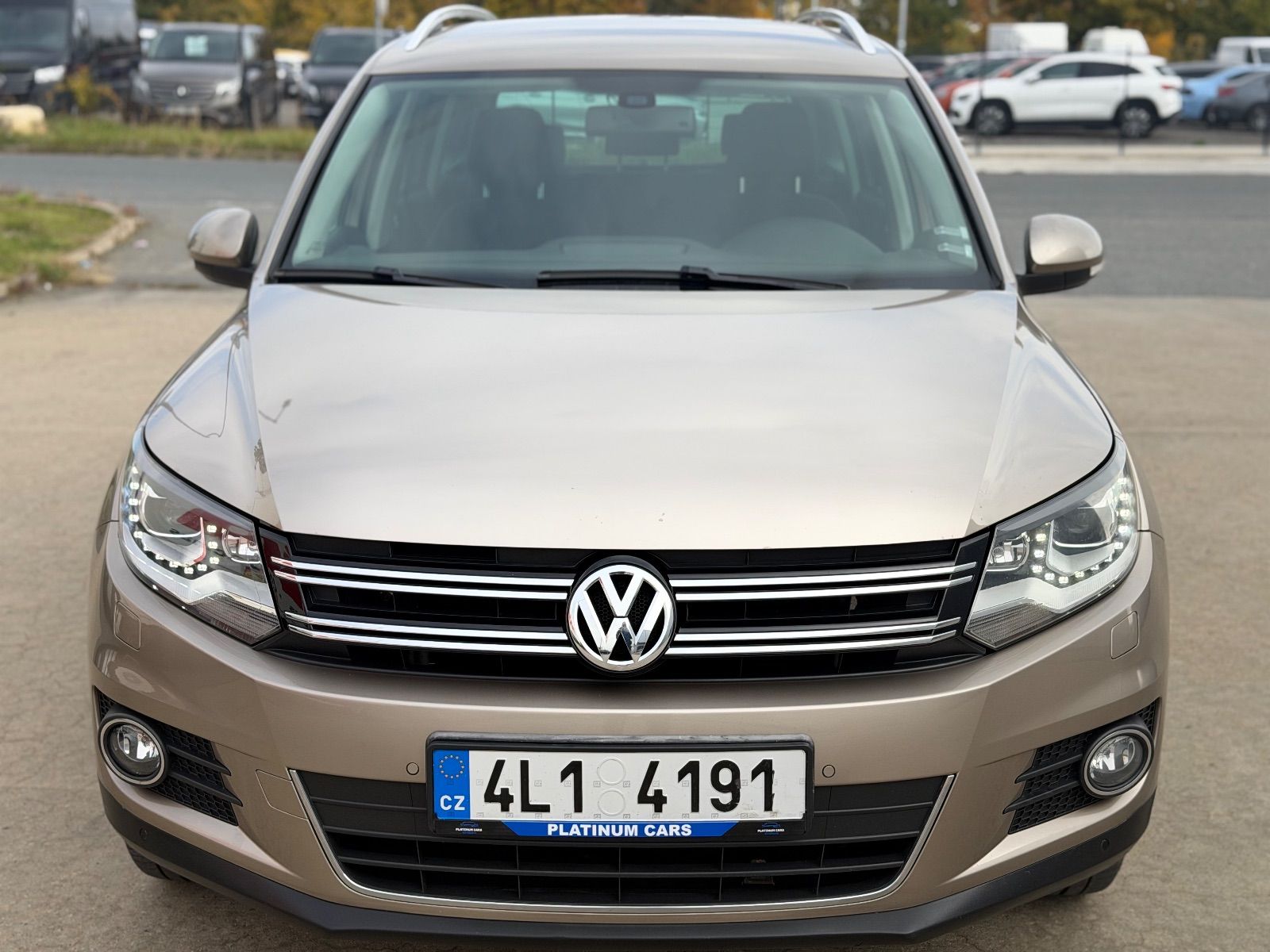 Volkswagen Tiguan - fotka 2
