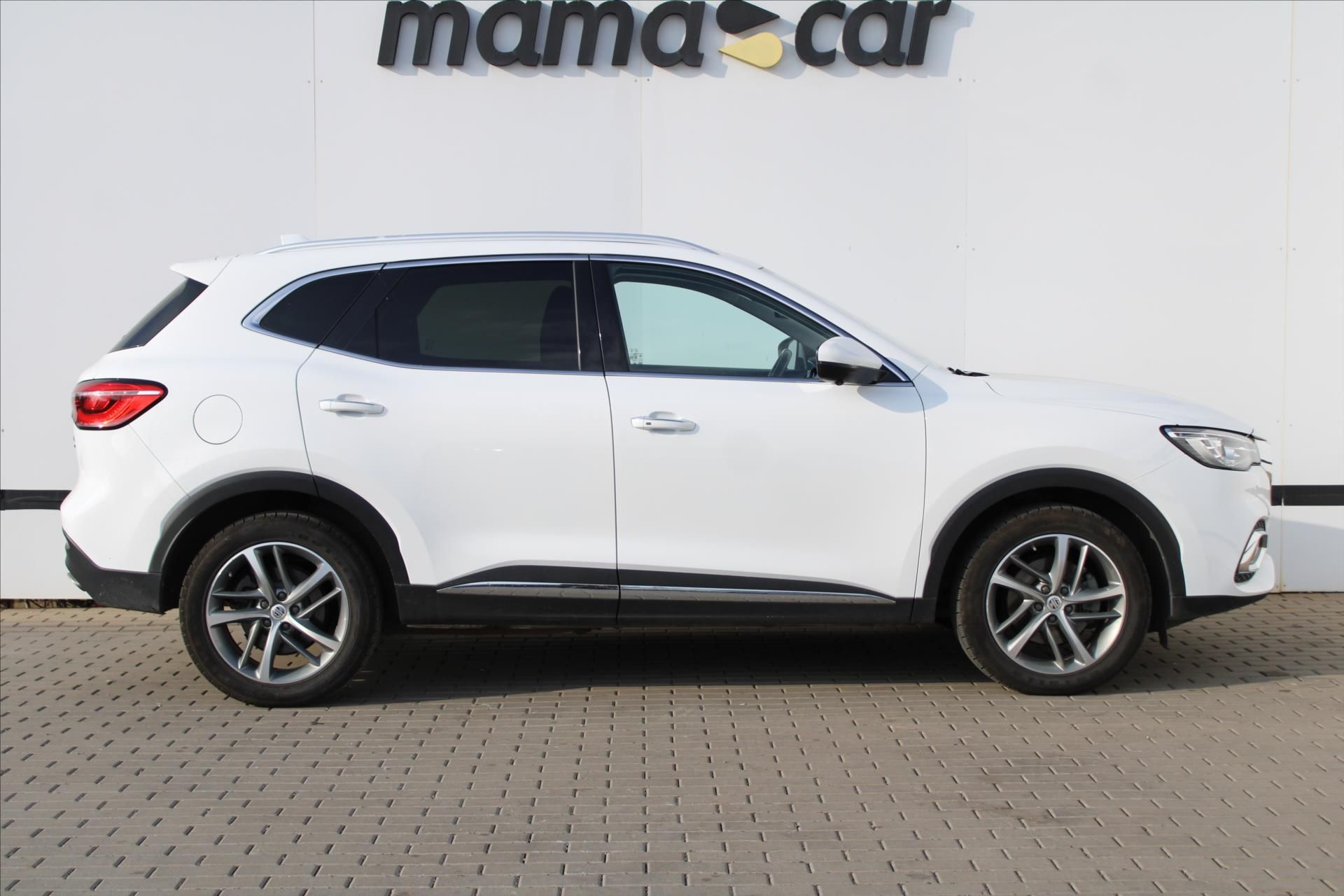 MG eHS, 1.5 TGI PHEV EXCLUSIVE - fotka 2