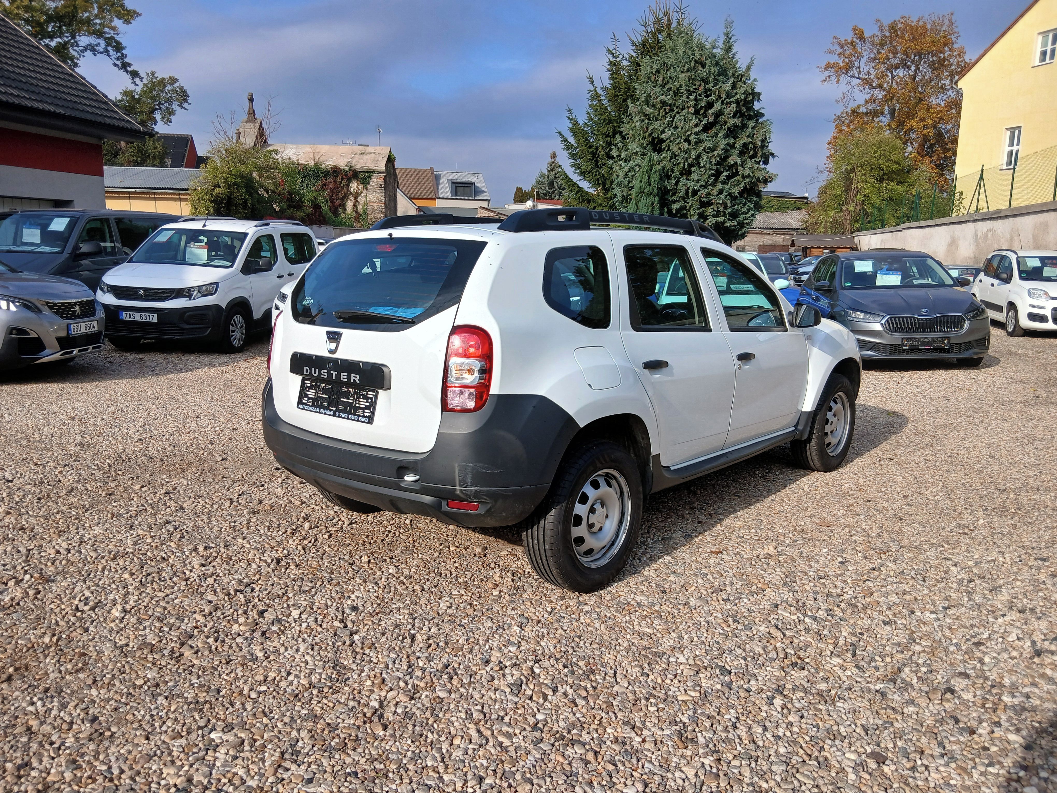 Dacia Duster, 1.6i 16V 84KW S.Kniha +Zim.kol - fotka 5