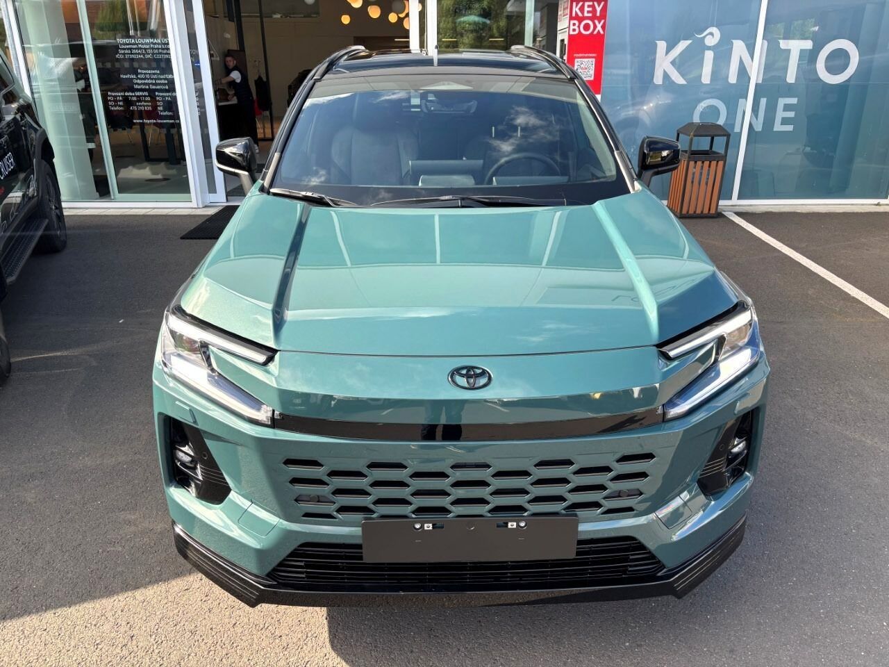 Toyota Rav4, 2,5 Style AWD - fotka 2