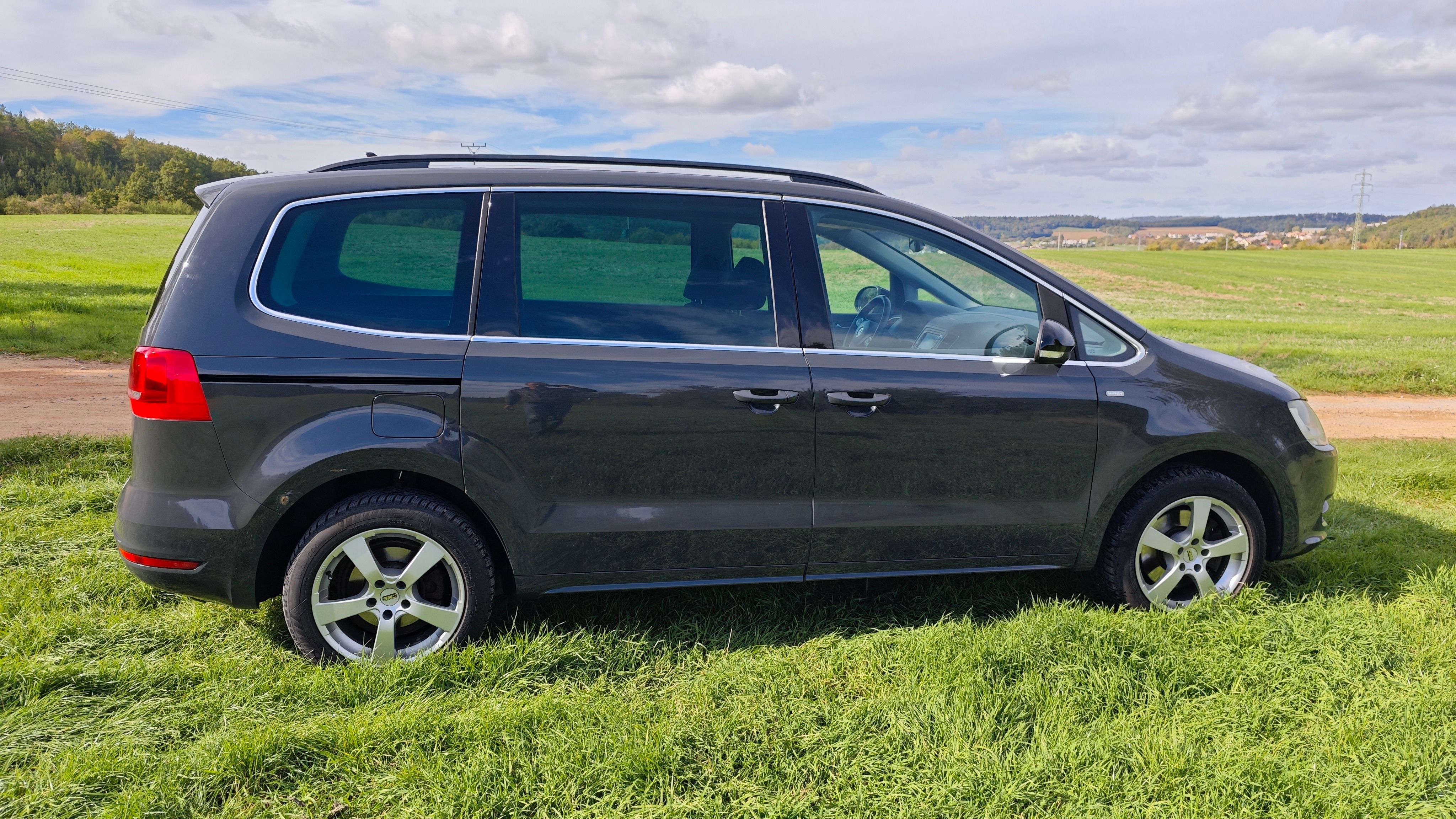 Volkswagen Sharan, VW Sharan 2.0TDI/103kw - fotka 4