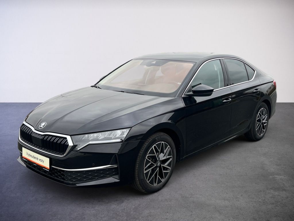 Škoda Octavia, Top Selection 1.5 TSi M-HEV 11