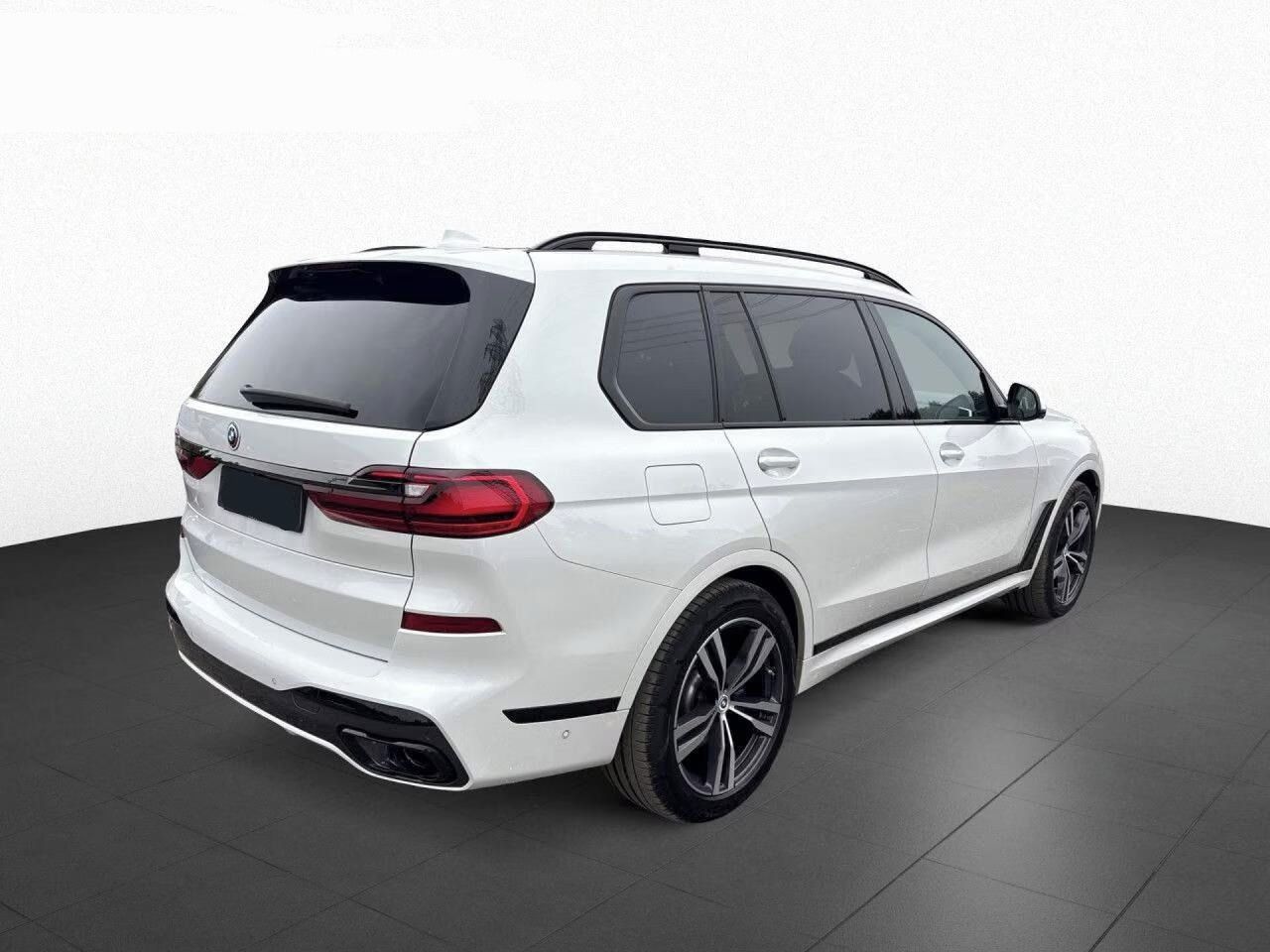 BMW X7, xDrive 40d M Sport*Kůže*Navi* - fotka 4