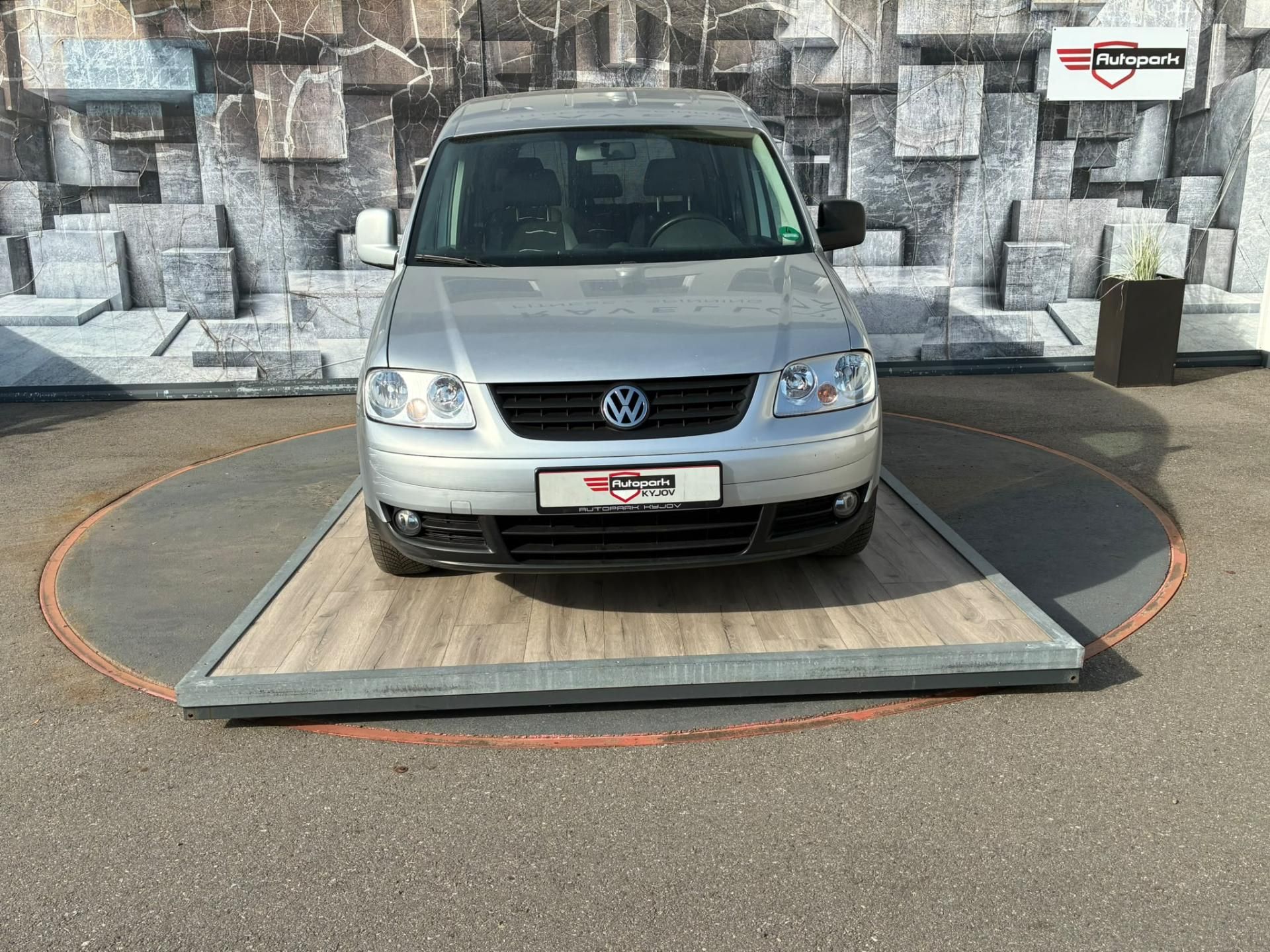 Volkswagen Caddy, 1.9TDi,77KW,TEMP., LIFE FAMILY - fotka 2