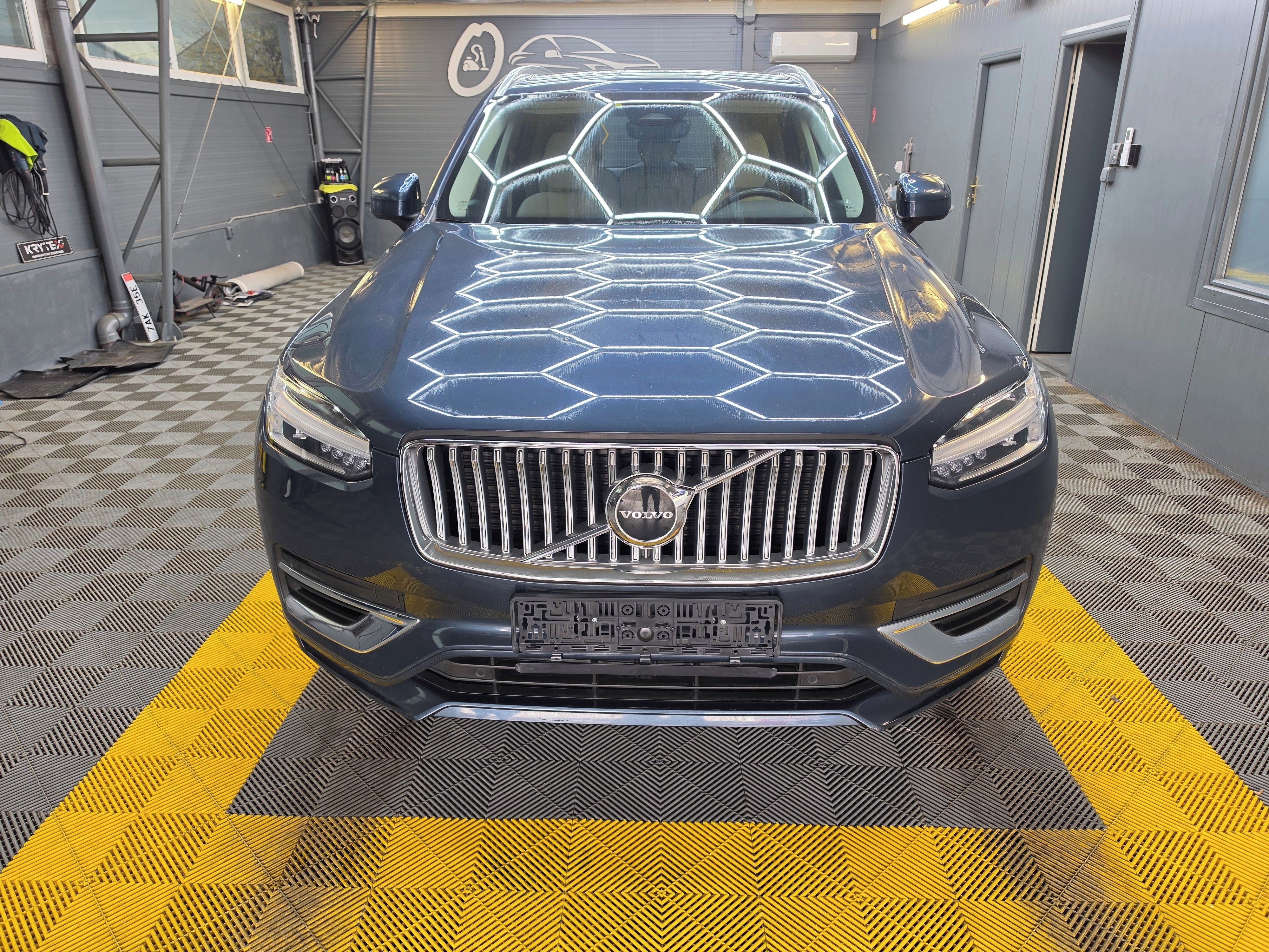 Volvo XC90 - fotka 2