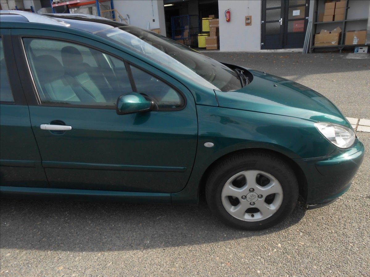 Peugeot 307, 2,0 HDI 66KW - fotka 4