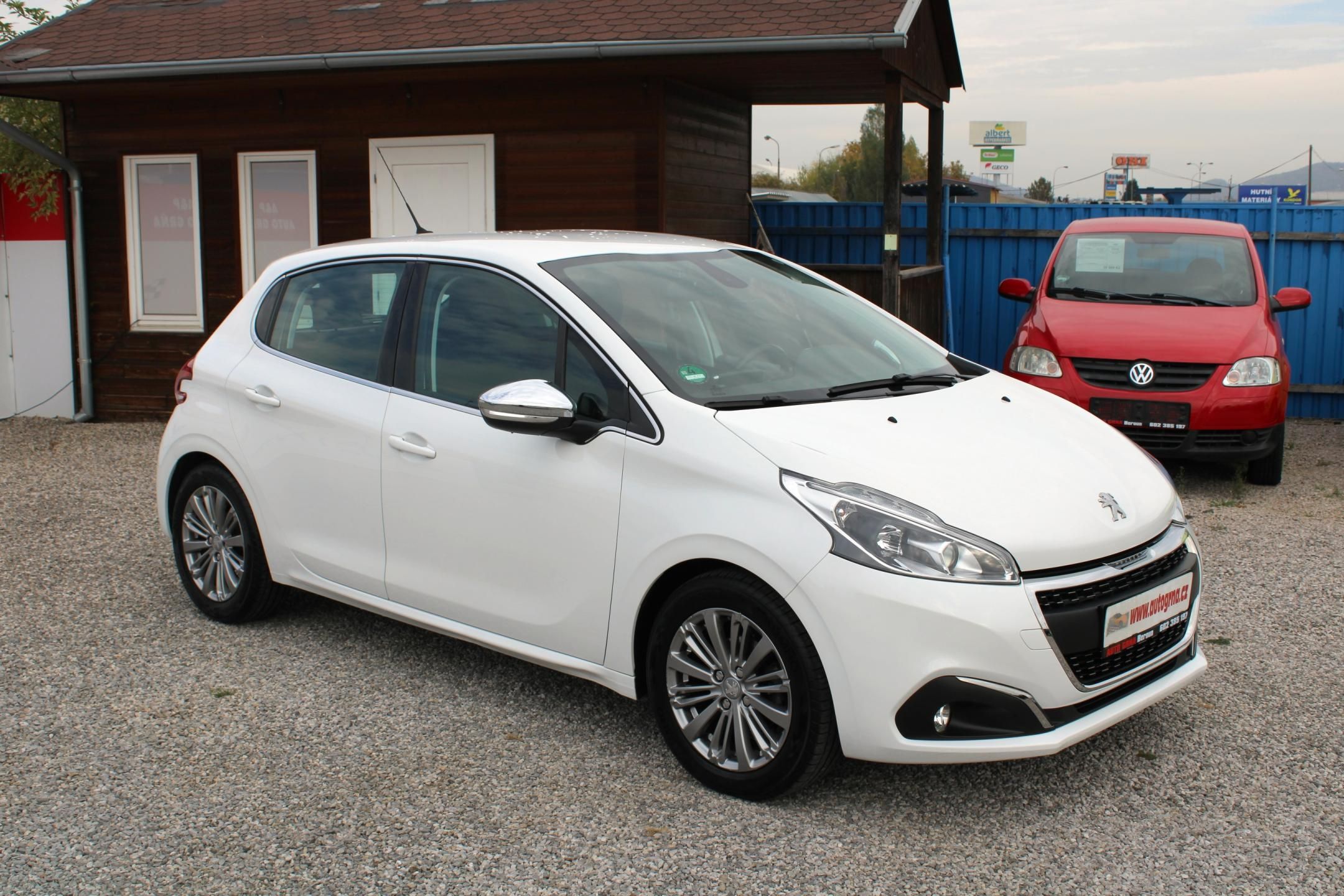 Peugeot 208, 1.2i 1.MAJITEL KLIMA TEMPOMAT