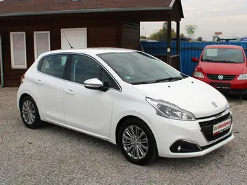 Peugeot 208, 1.2i 1.MAJITEL KLIMA TEMPOMAT