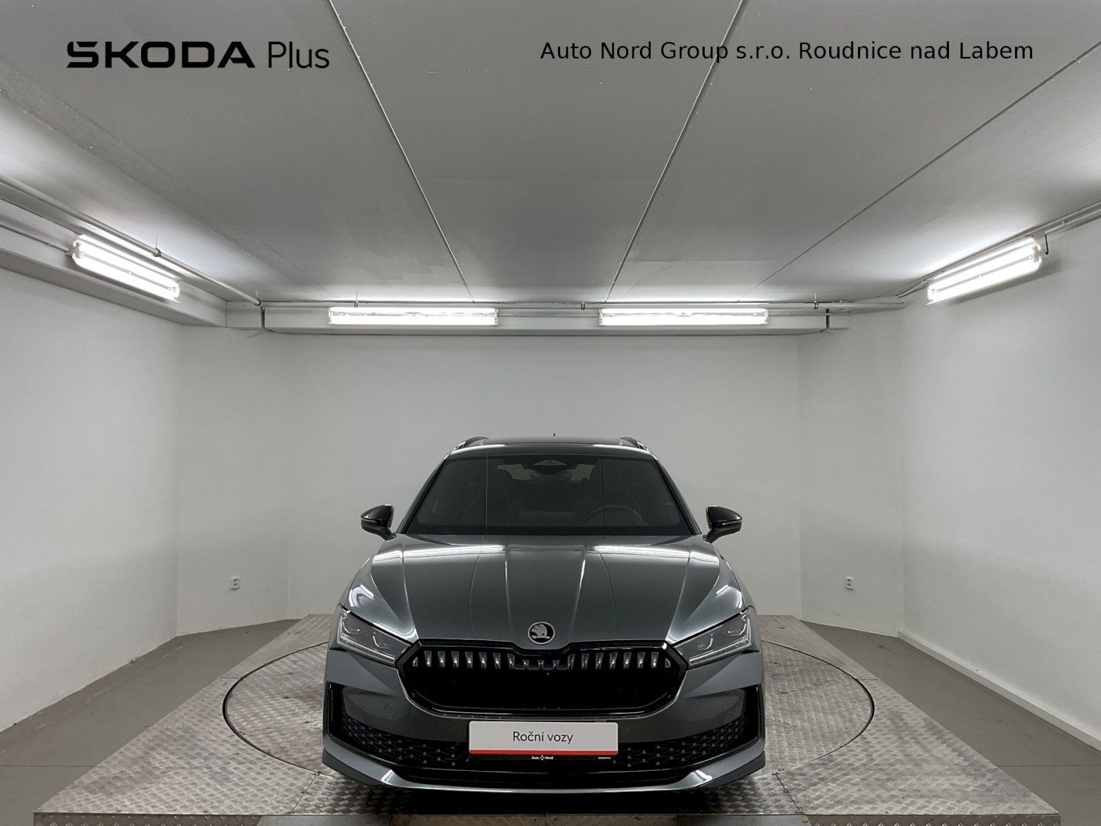 Škoda Superb, SportLine iV 1.5 TSI / 150 kW - fotka 4