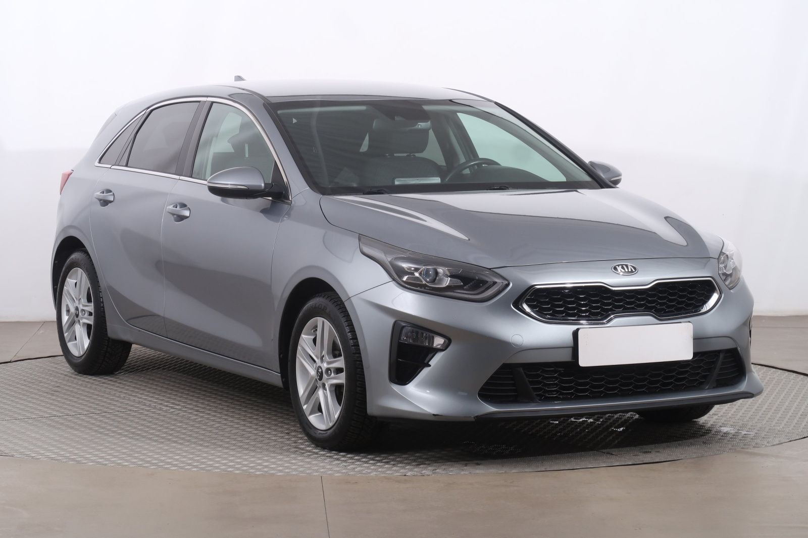 Kia Cee´d, 1.4 T-GDI, Gold, Serv.kniha