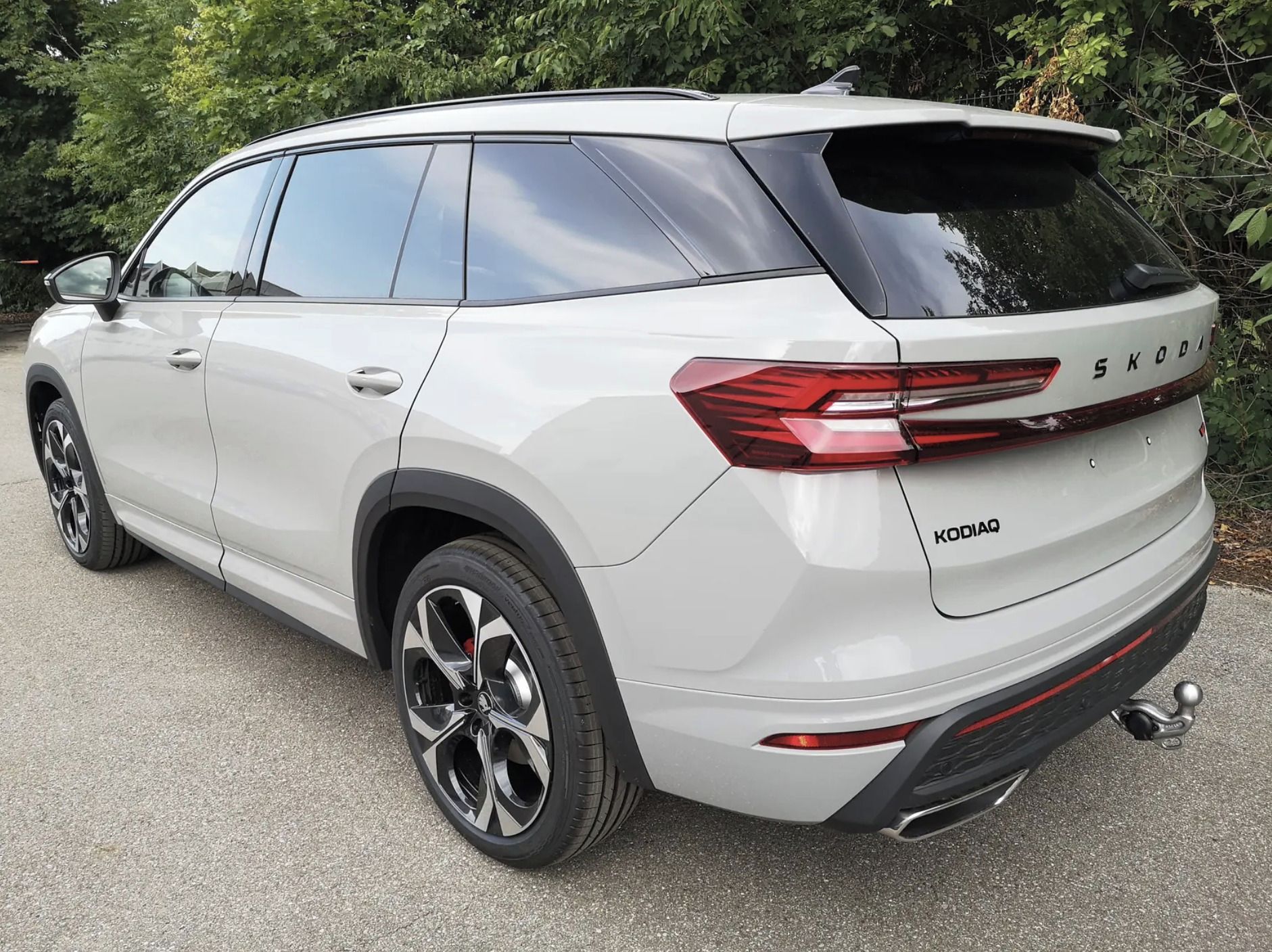 Škoda Kodiaq, RS 2.0 TSI 195kW Aut 4x4 7míst - fotka 3