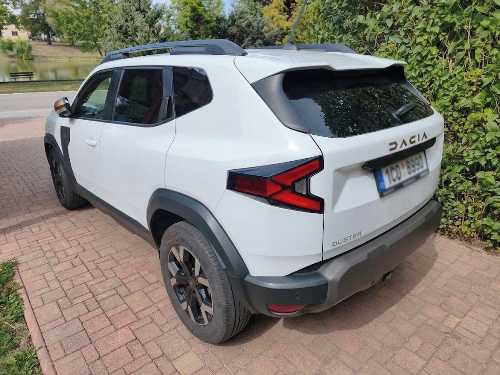 Dacia Duster, 1.0 TCe_LPG_Zimní pneu_TZ_DPH - fotka 2