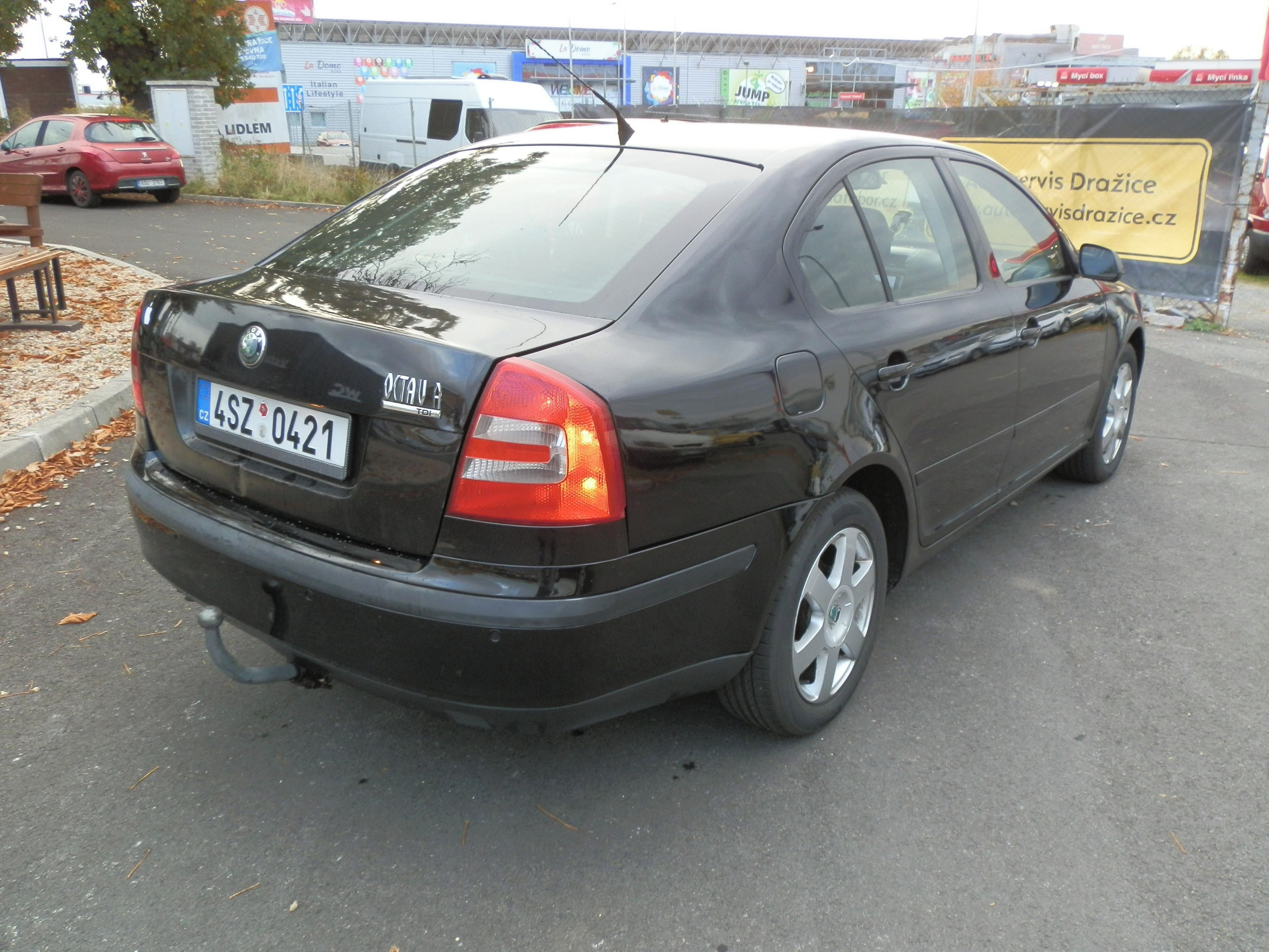 Škoda Octavia, 1,9TDi - Automat - fotka 5