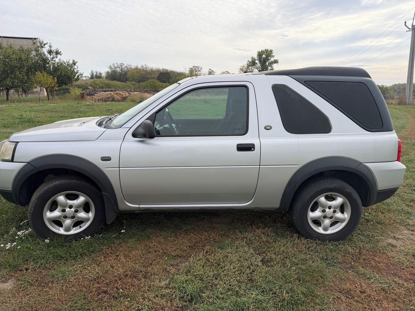 Land Rover Freelander, 2.0 TD4, PĚKNÝ STAV, TAŽNÉ - fotka 3