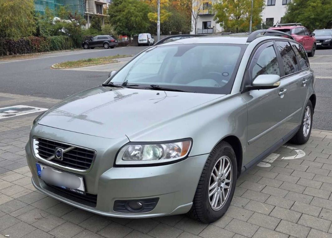 Volvo V50, 1.6 nafta, kůže, klima