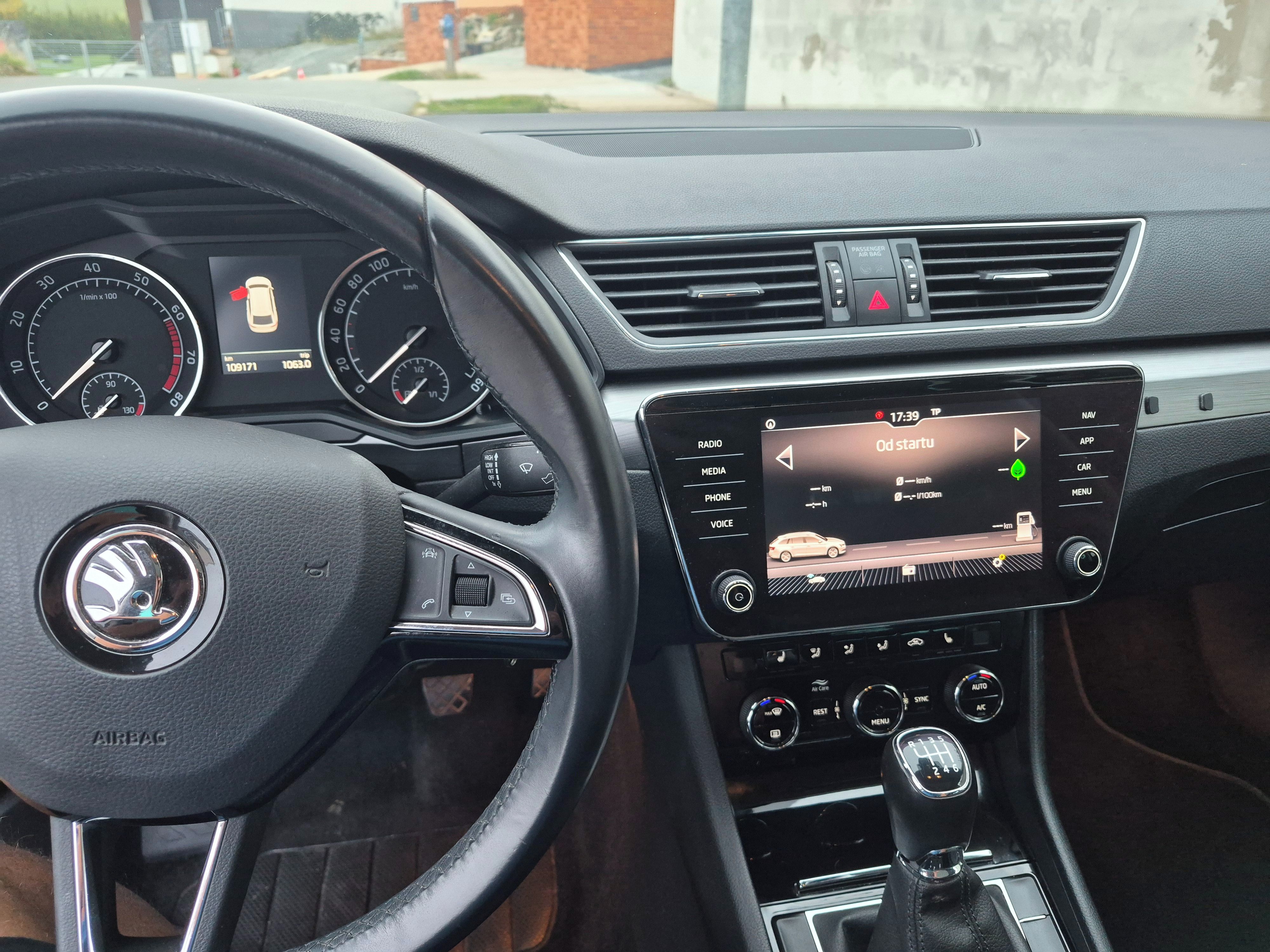 Škoda Superb, 1.4TSi 150PS,STYLE,závěs,poSTK - fotka 4