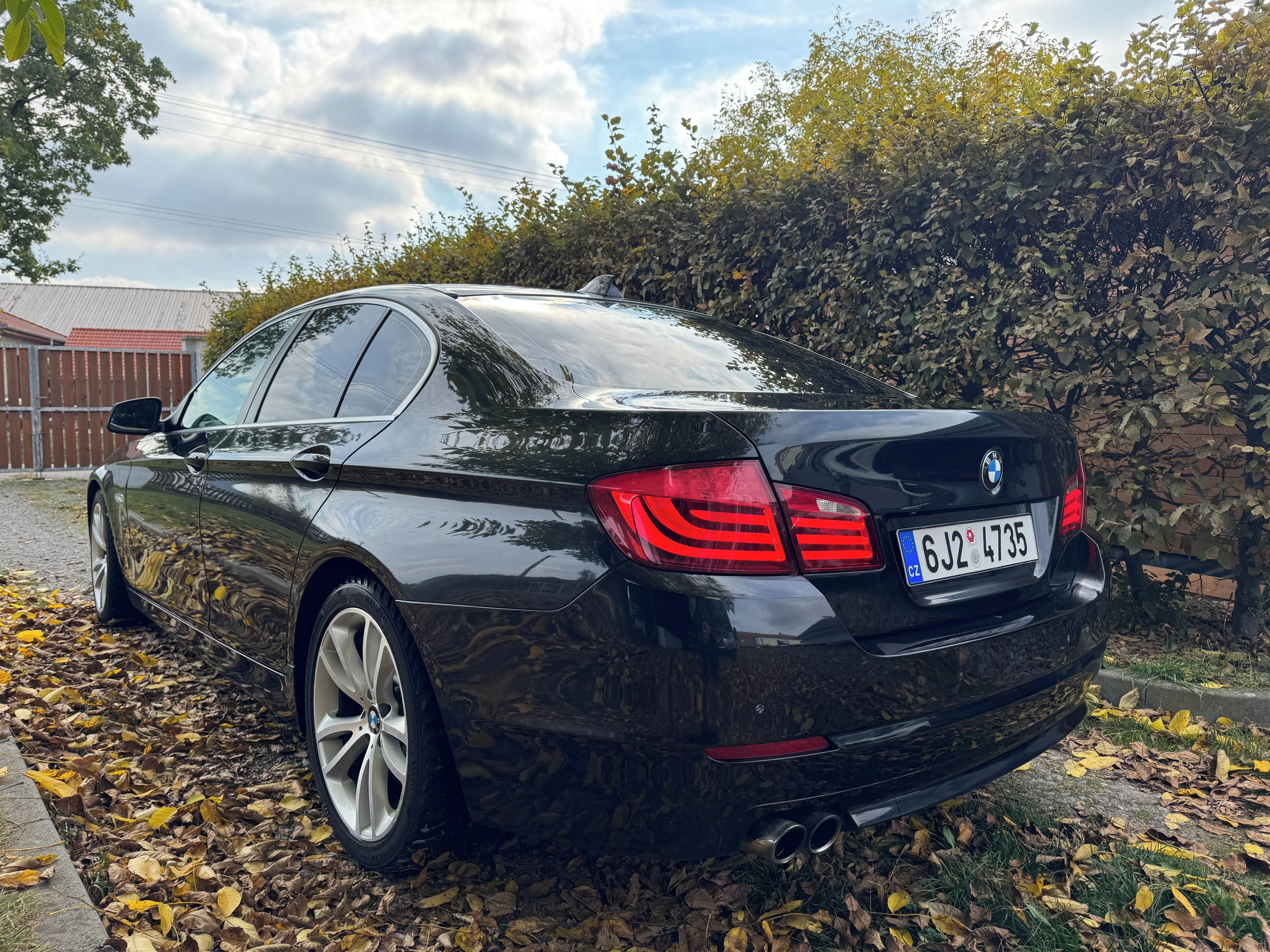 BMW Řada 5, F10 523i/530i zadokolka ,manuá - fotka 2