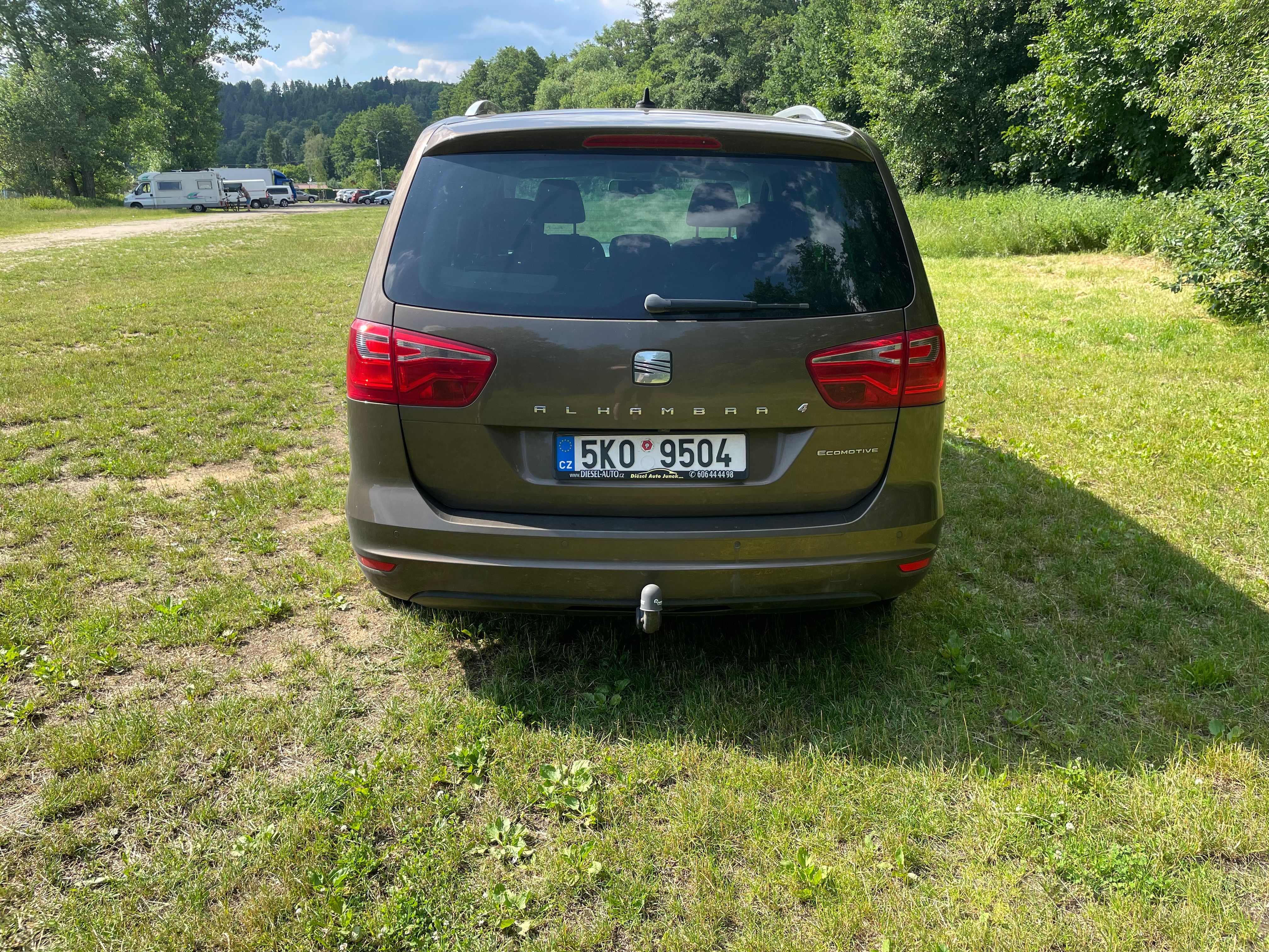 Seat Alhambra, AWD,2.0 TDI 103 kW - fotka 4