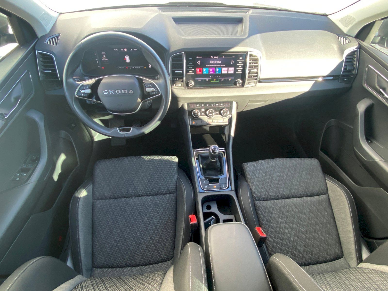 Škoda Karoq, Top Selection 1.5 TSI 110 kW - fotka 5