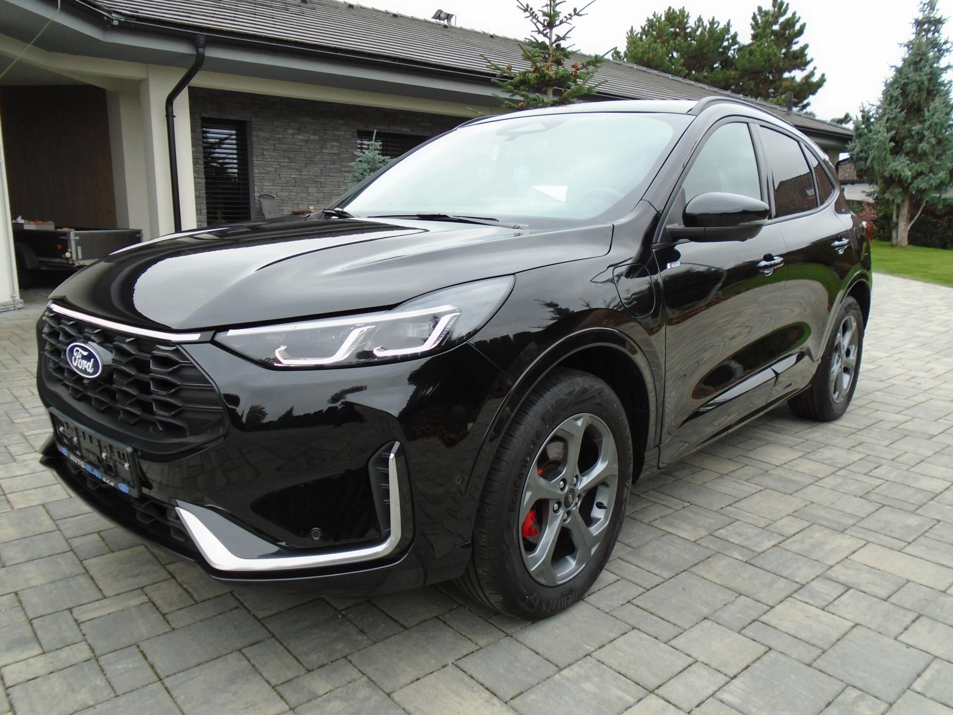Ford Kuga, 2.5 Plug-in-Hybrid ST-Line X - fotka 2