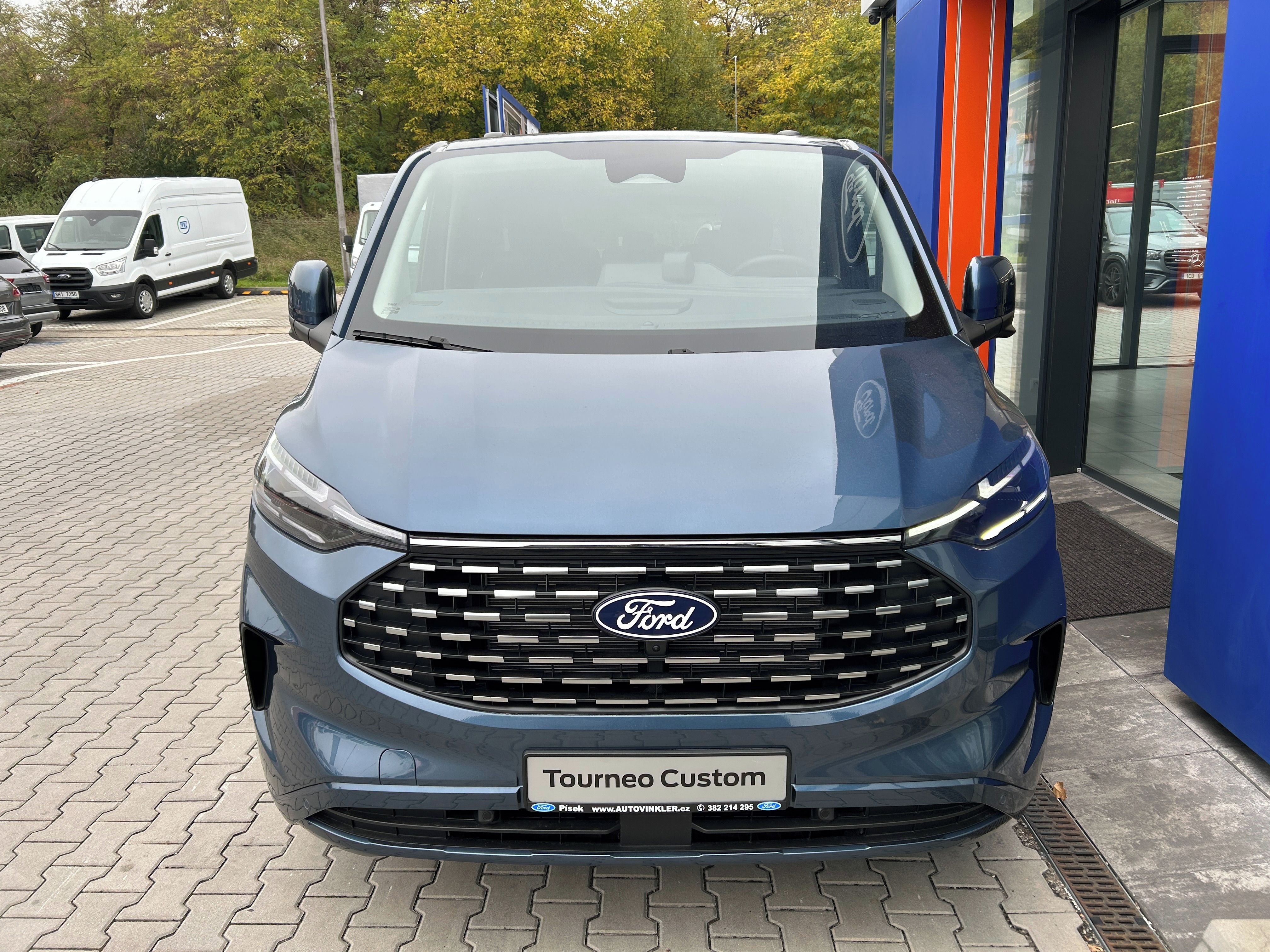 Ford Tourneo Custom, Titanium X L2 2.0EcoBlue 125kW - fotka 2