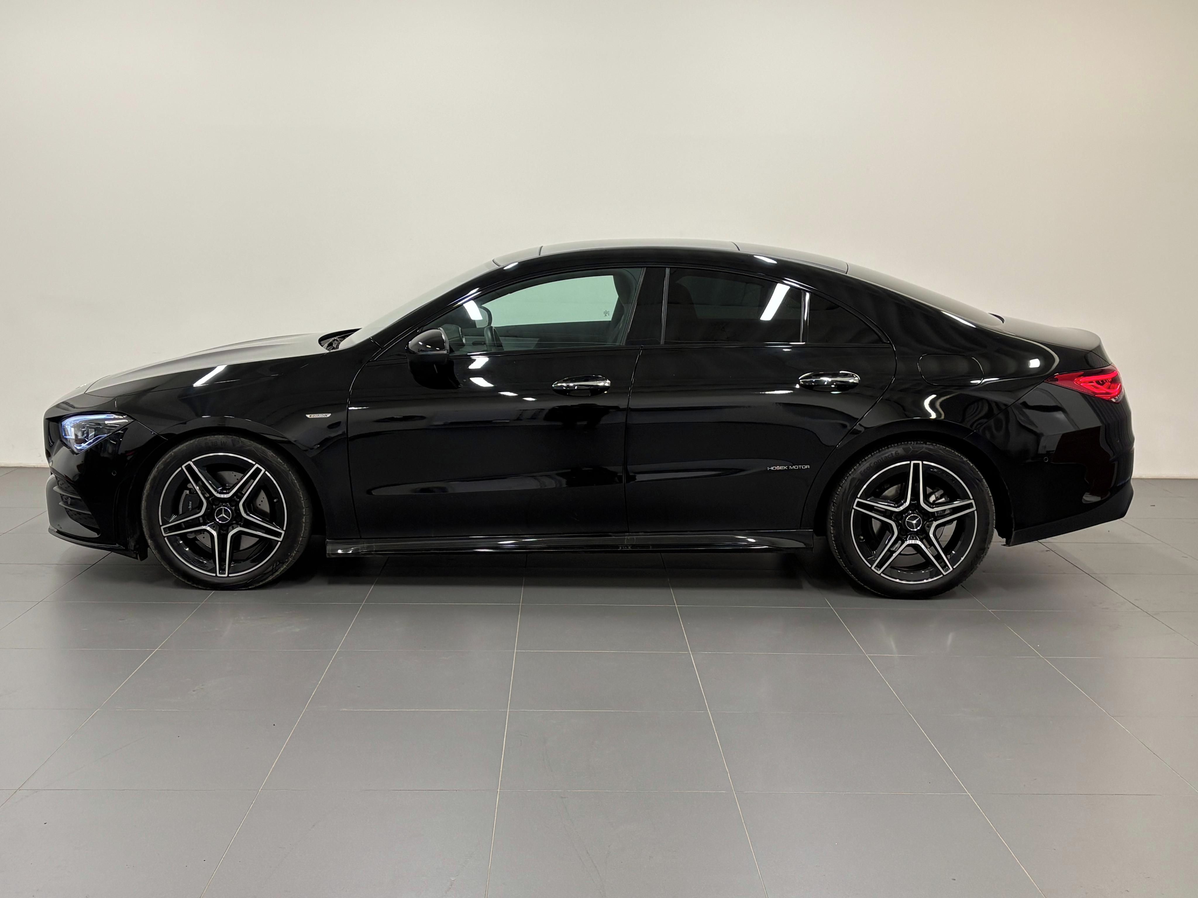 Mercedes-Benz CLA, CLA 200 AMG, Edition, ČR - fotka 2
