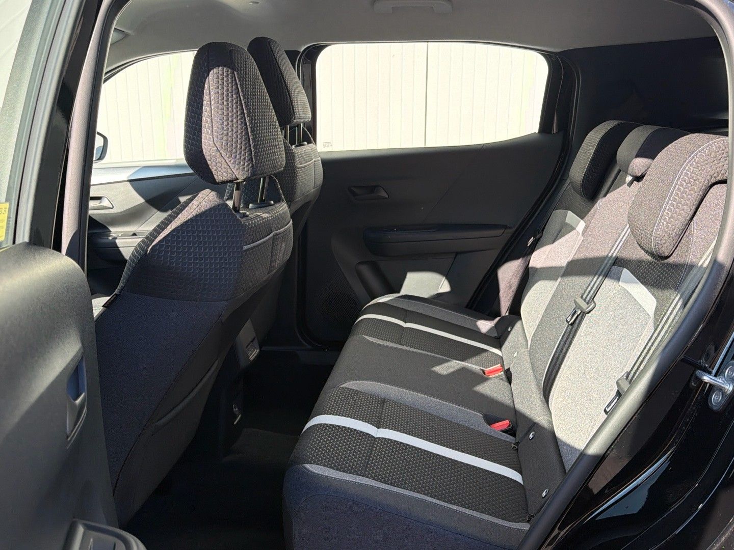 Opel Frontera, 1.2Hybrid Turbo 110k 81kW Edit - fotka 6