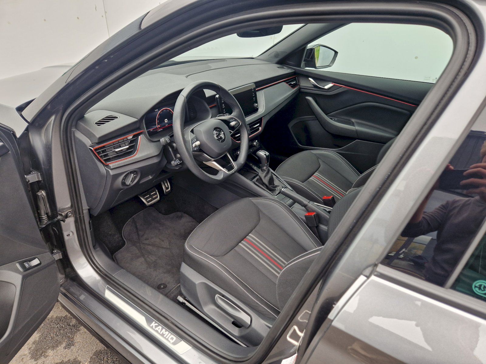 Škoda Kamiq, 1.0TSI 85kW DSG Monte Carlo - fotka 6