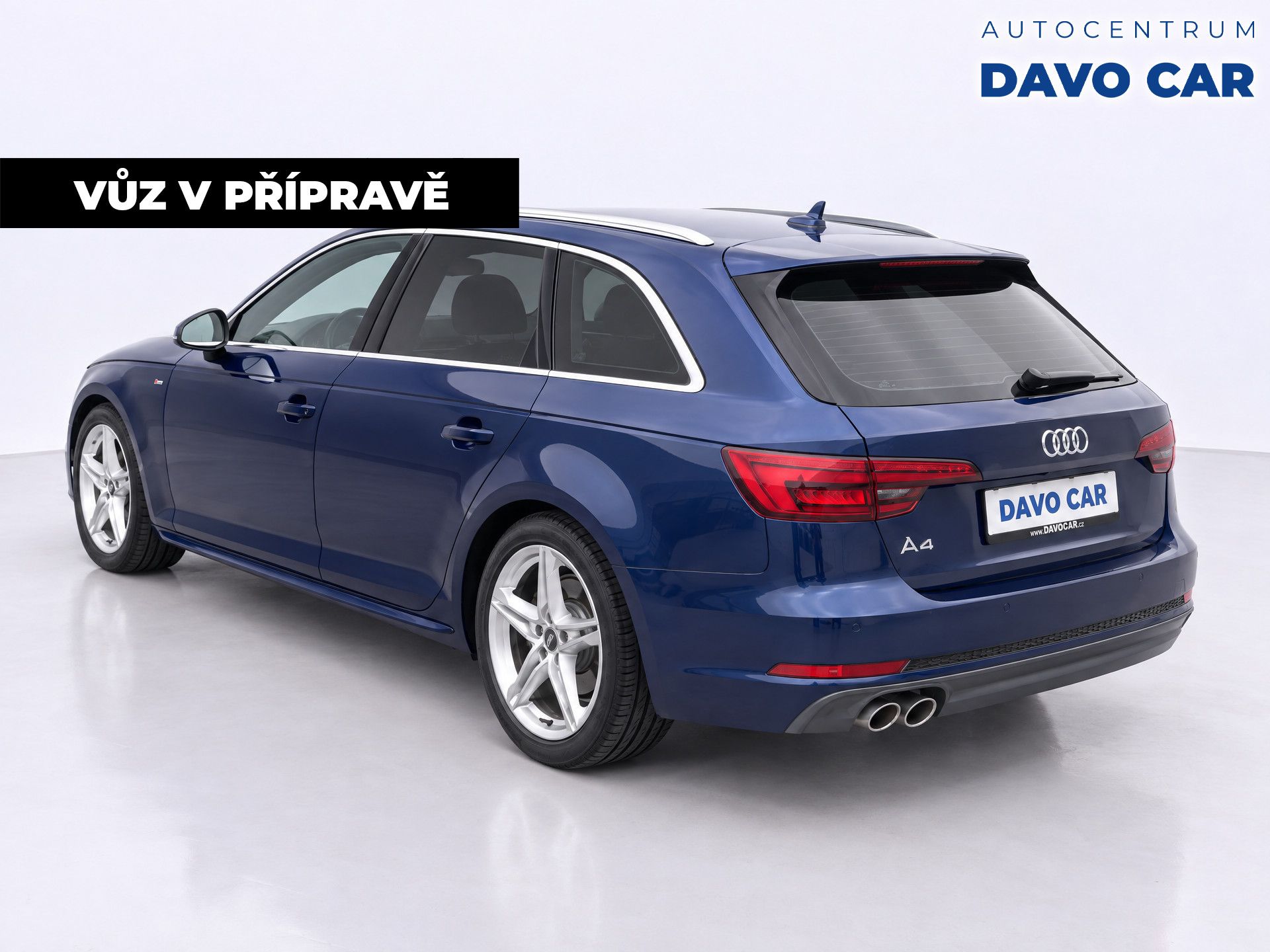 Audi A4, 2,0 140KW S-Line Quattro CZ - fotka 2