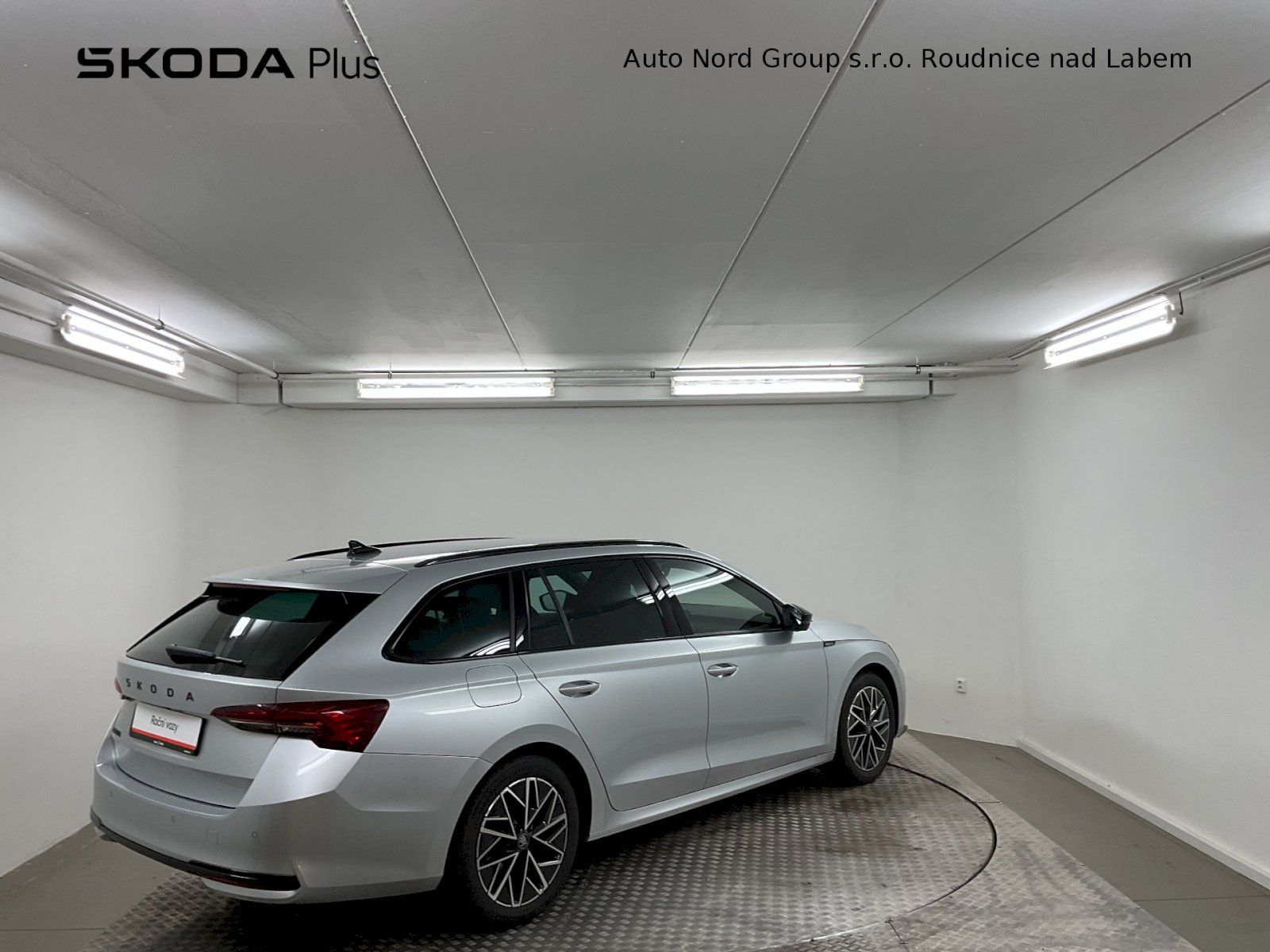 Škoda Octavia, SportLine 2.0 TDI / 110 kW DSG - fotka 2