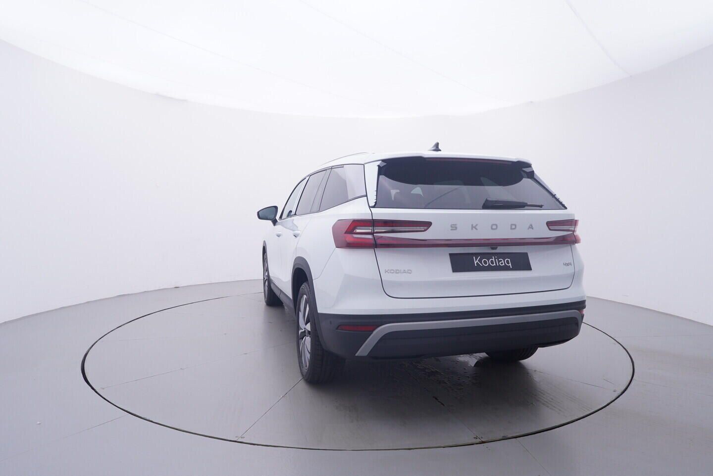 Škoda Kodiaq, Selection 2.0 TDI 4x4 142 kW - fotka 4