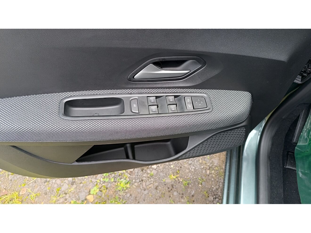 Dacia Sandero, Expression TCe 100 - fotka 4