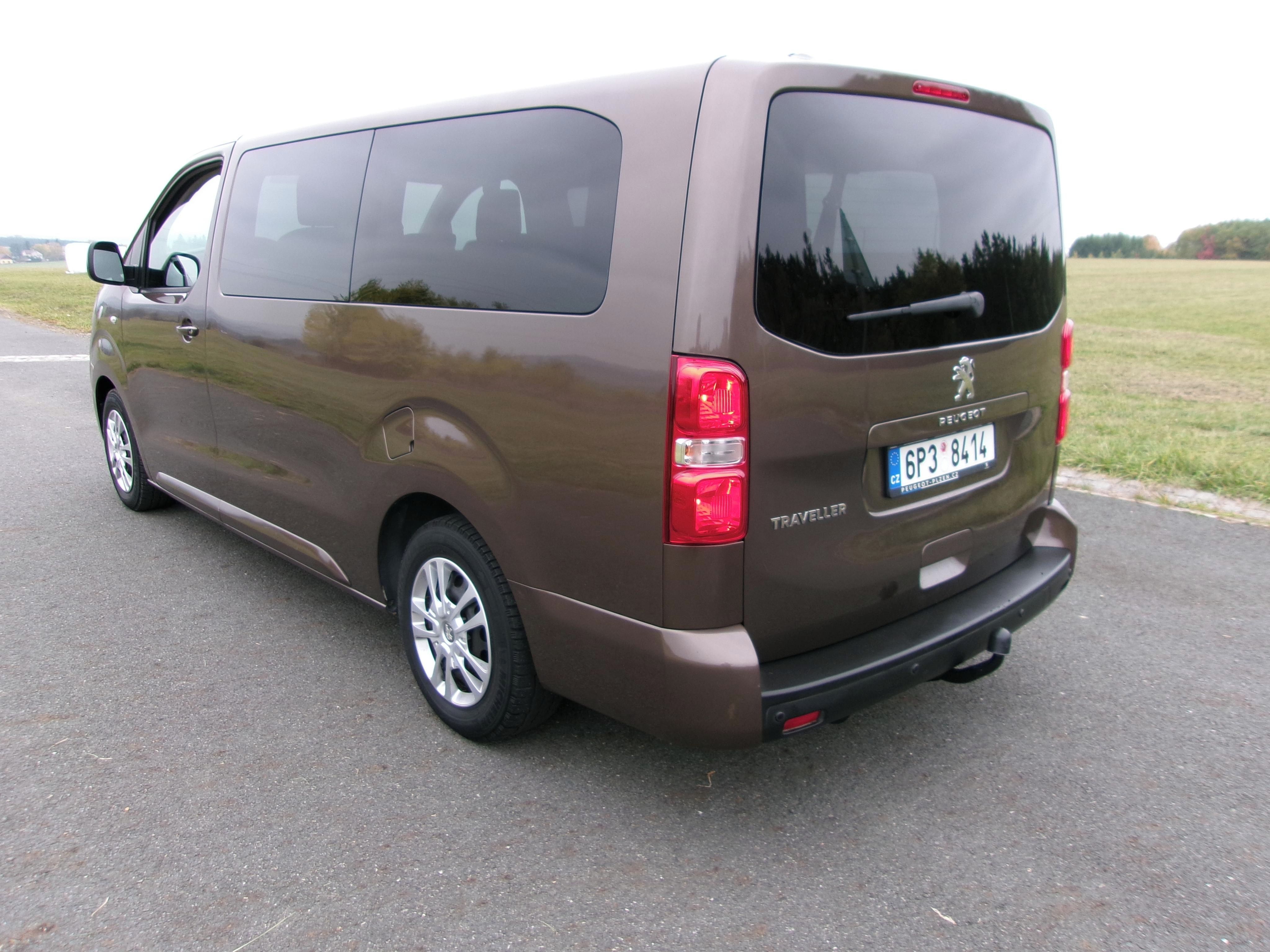 Peugeot Traveller, 2,0 HDI 8místné - fotka 3