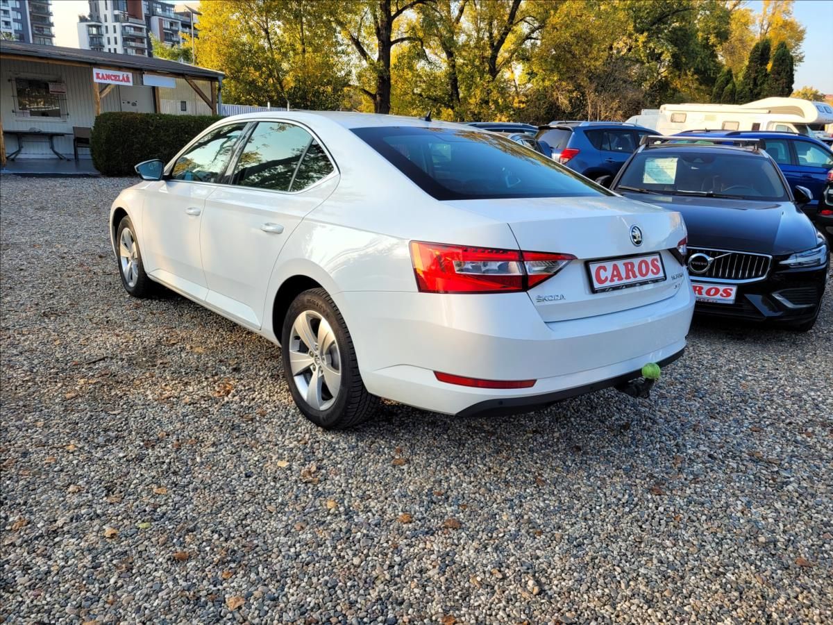Škoda Superb, 2,0 TDI,140kw,DSG,Panorama - fotka 5