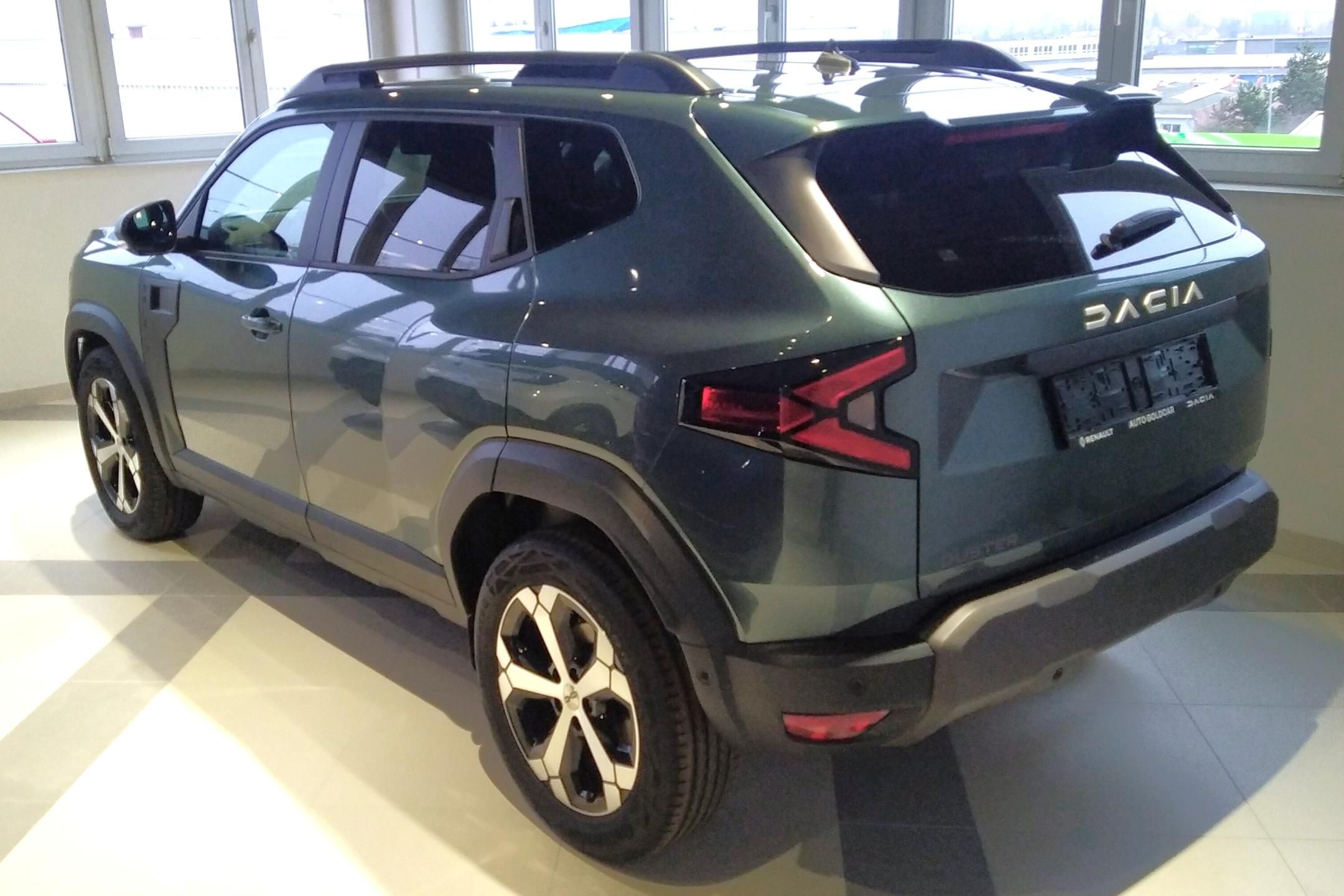 Dacia Duster, Journey hybrid 155 - fotka 2