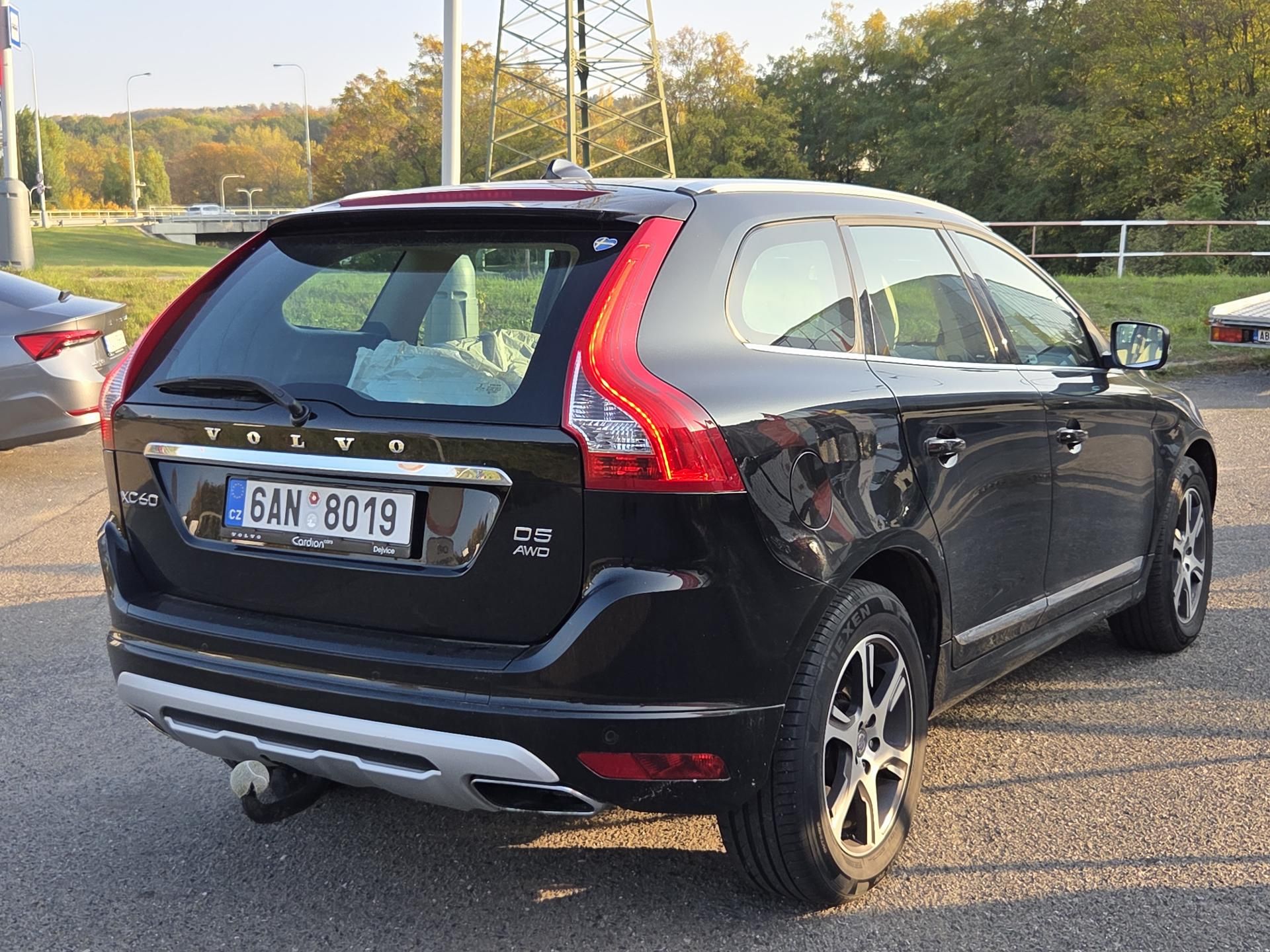 Volvo XC60, 2,4D 4X4 AUTOMAT splátky VŠEM! - fotka 6