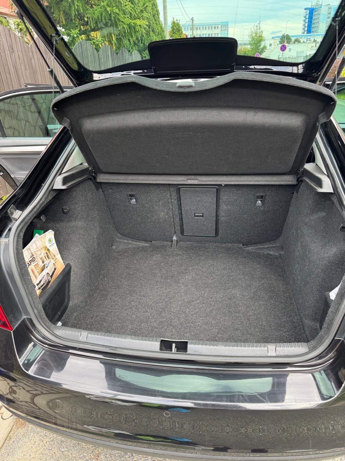 Škoda Rapid, 1.0 TSI 81 kW Style - fotka 6
