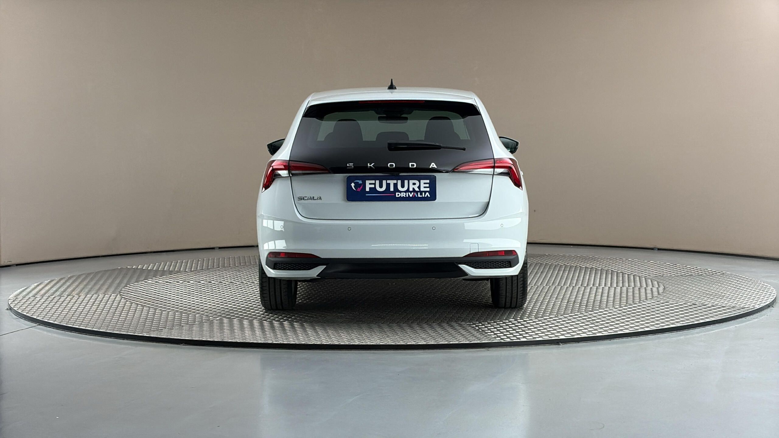 Škoda Scala, 1.0 TSI DSG Top Selection - fotka 5