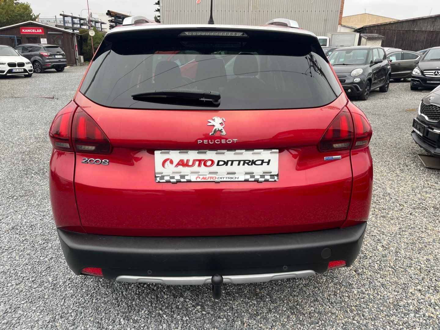 Peugeot 2008, 1.2 PT ALLURE - fotka 6