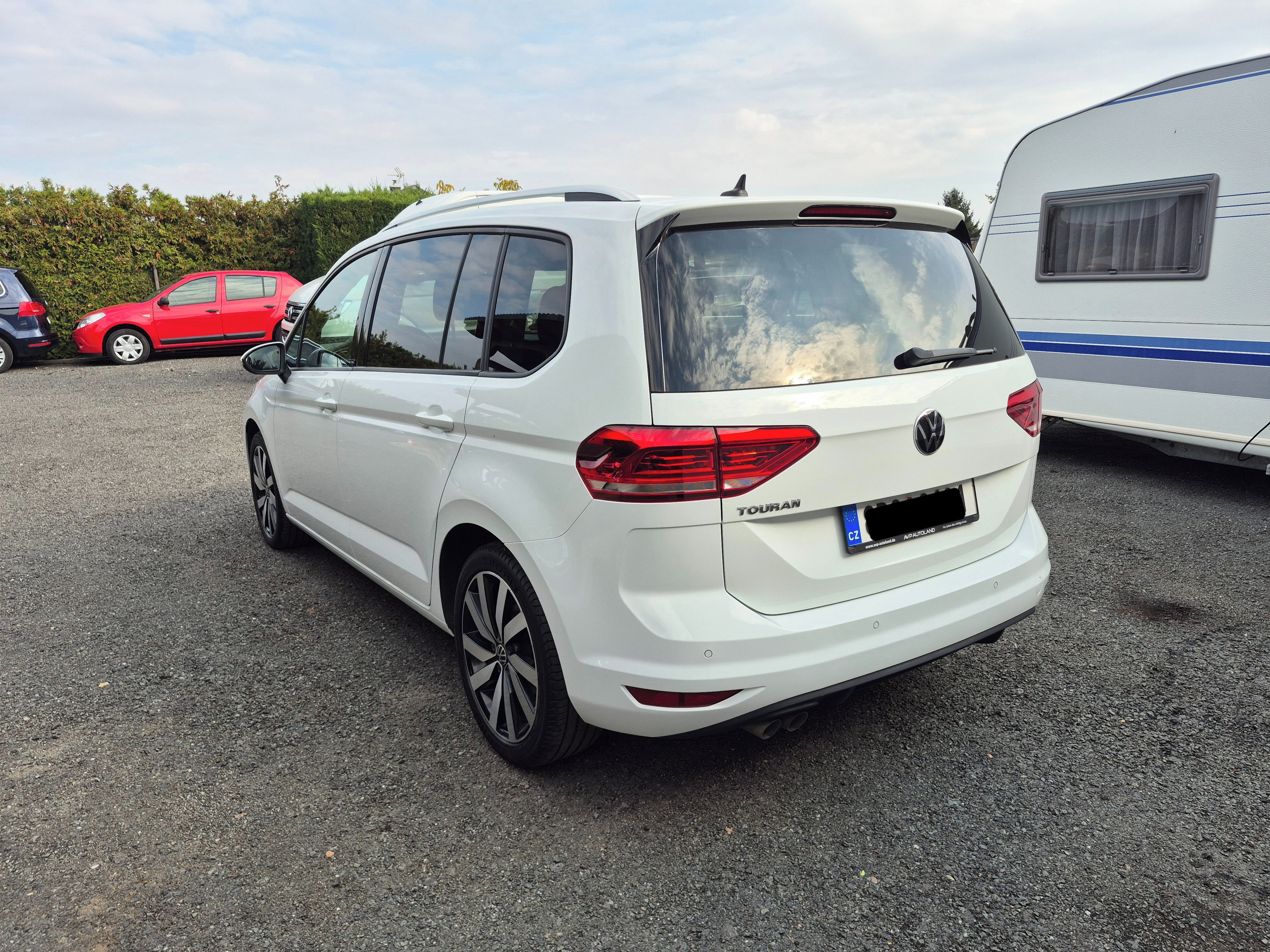Volkswagen Touran, VW Touran 2,0 tdi DSG 7 míst - fotka 4