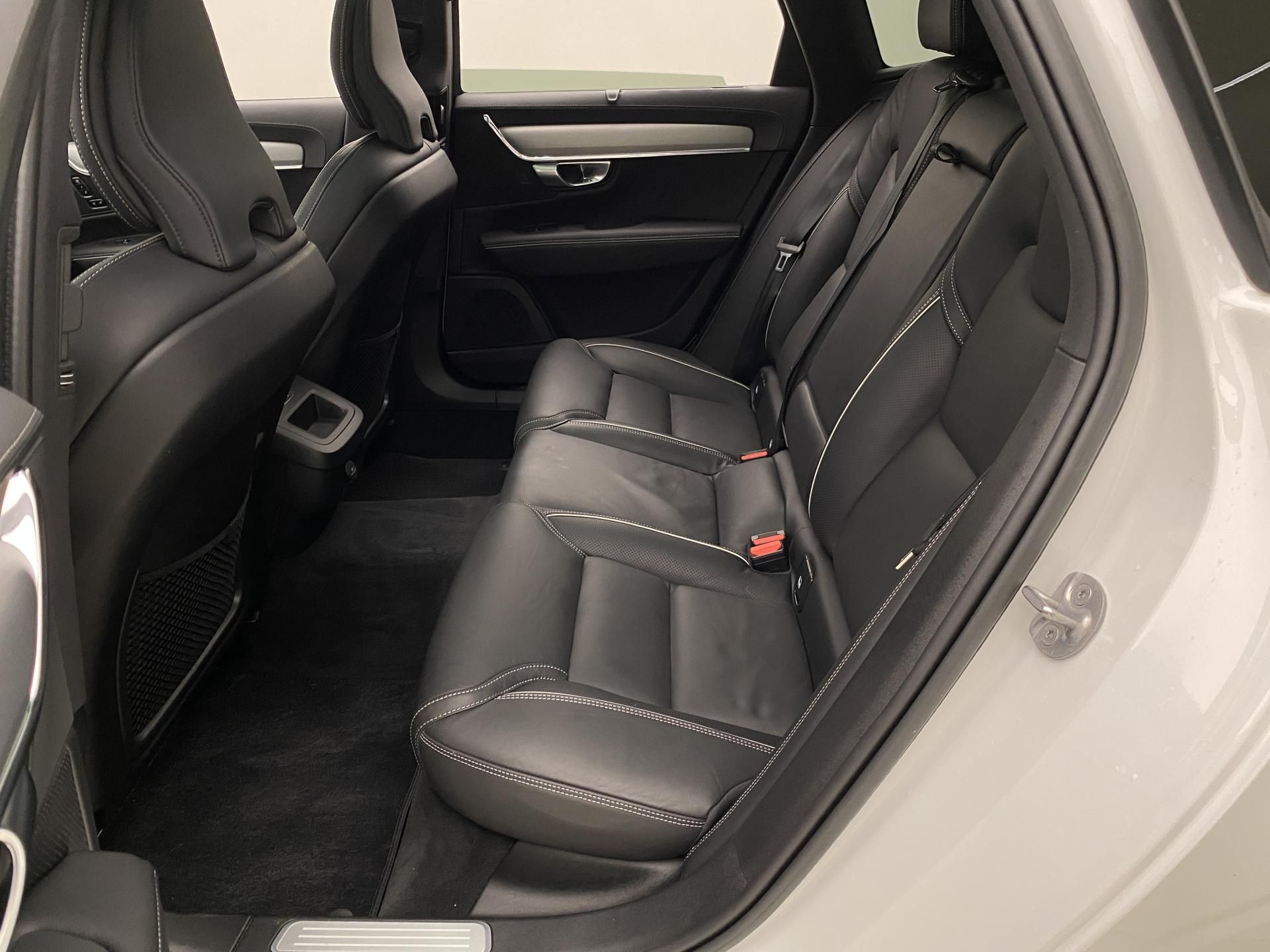 Volvo V90, B4 BRIGHT PLUS AUT - fotka 5