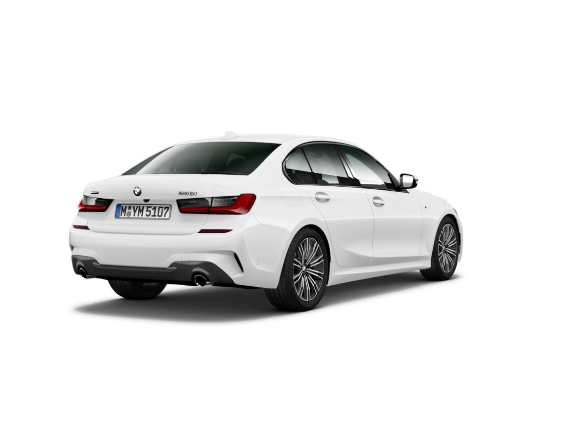 BMW Řada 3, 330i xDrive - fotka 2
