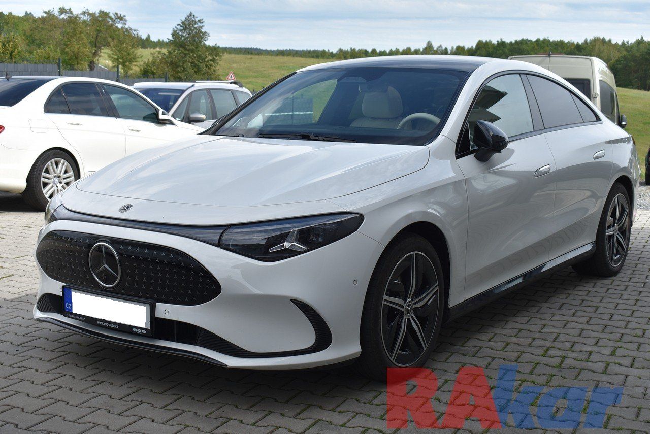 Mercedes-Benz CLA, 350 EQ 4matic - fotka 2