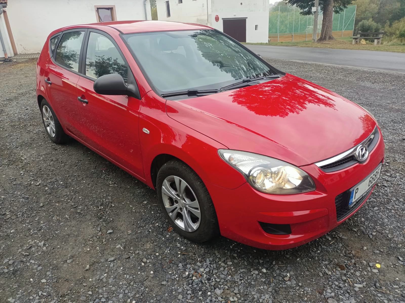 Hyundai i30, 1.4 DOHC 16V - NOVÁ STK - fotka 2