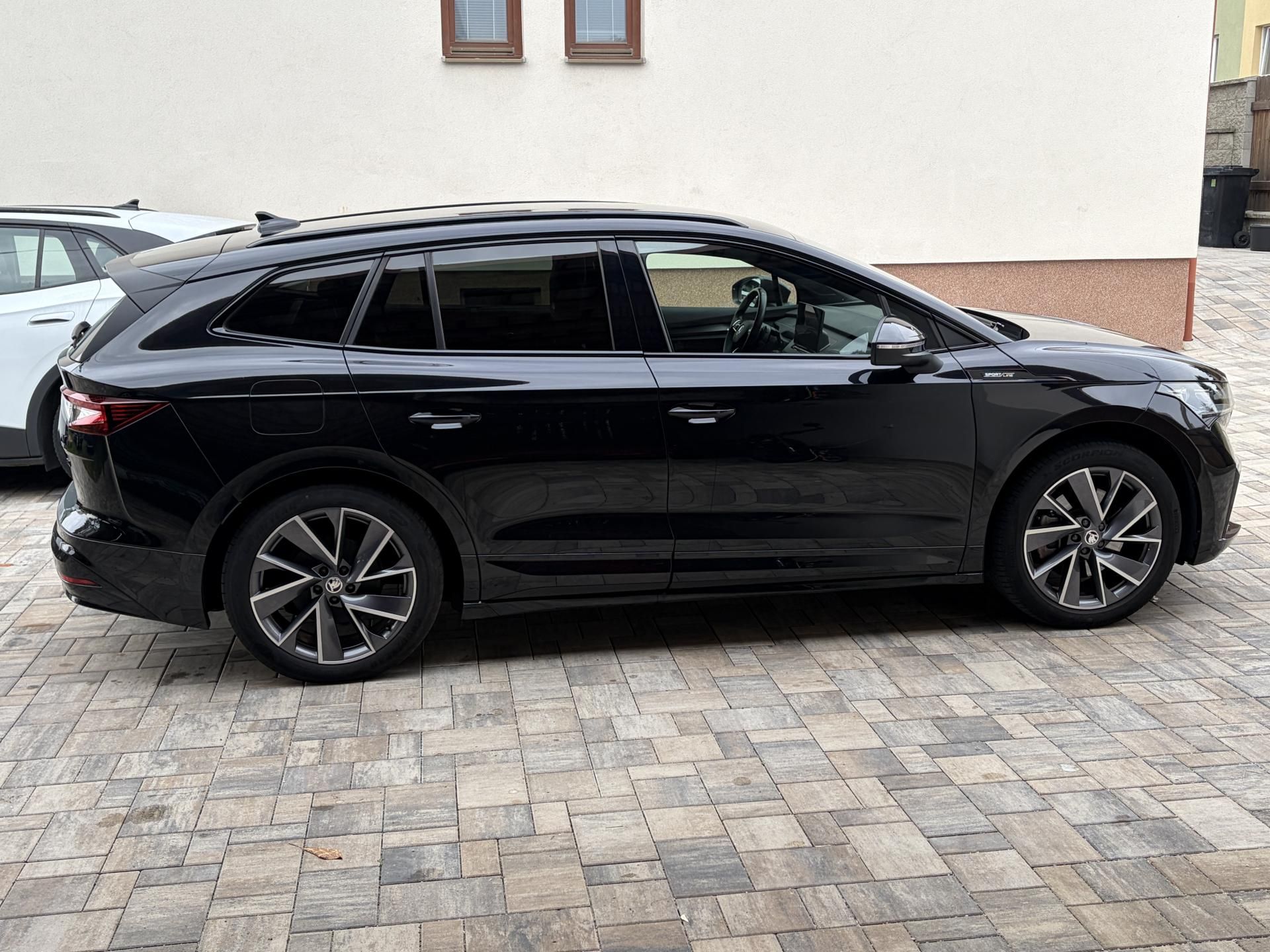 Škoda Enyaq, Sportline, Matrix, TČ,el. kufr - fotka 4